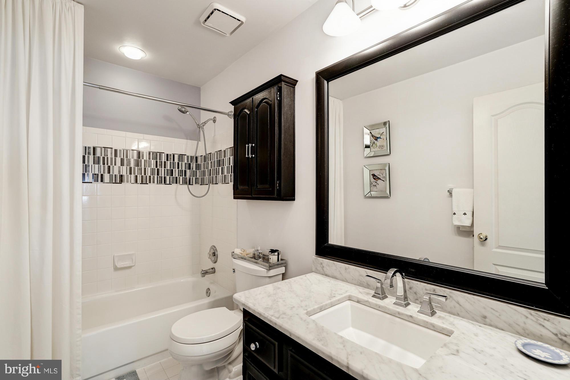 MEADOW HALL - Residential