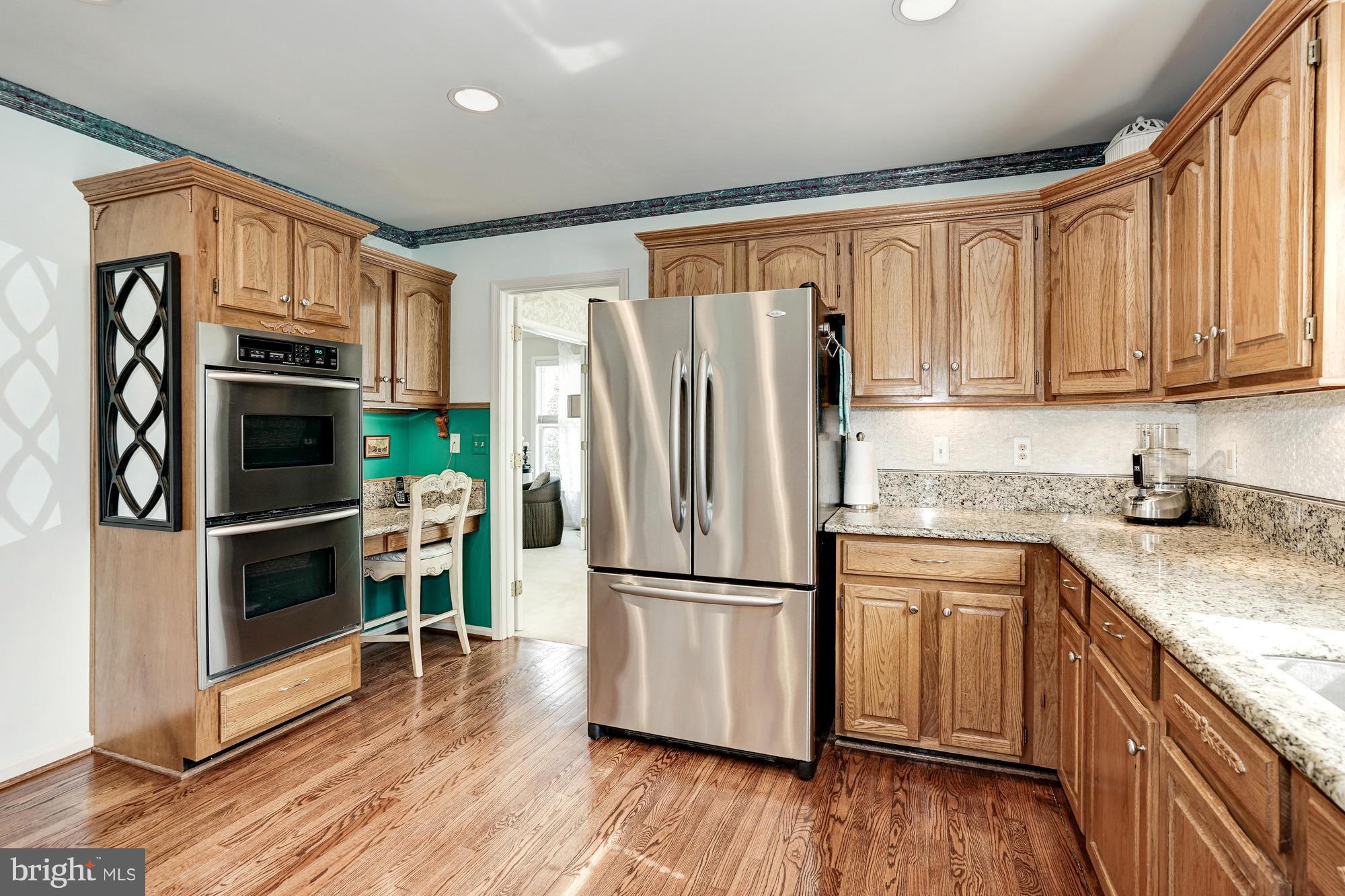 MEADOW HALL - Residential