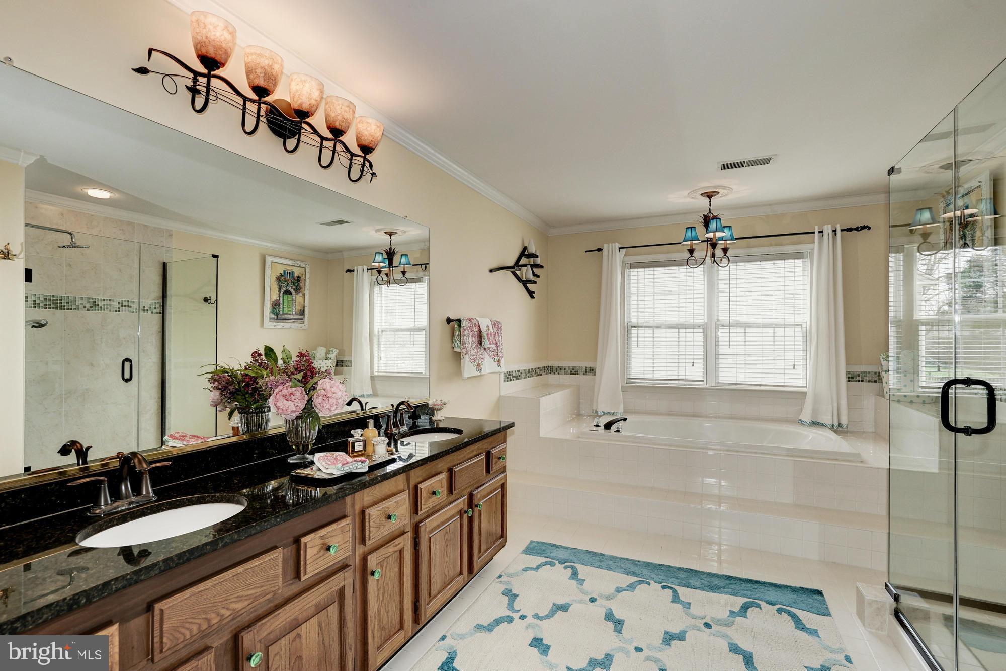 MEADOW HALL - Residential