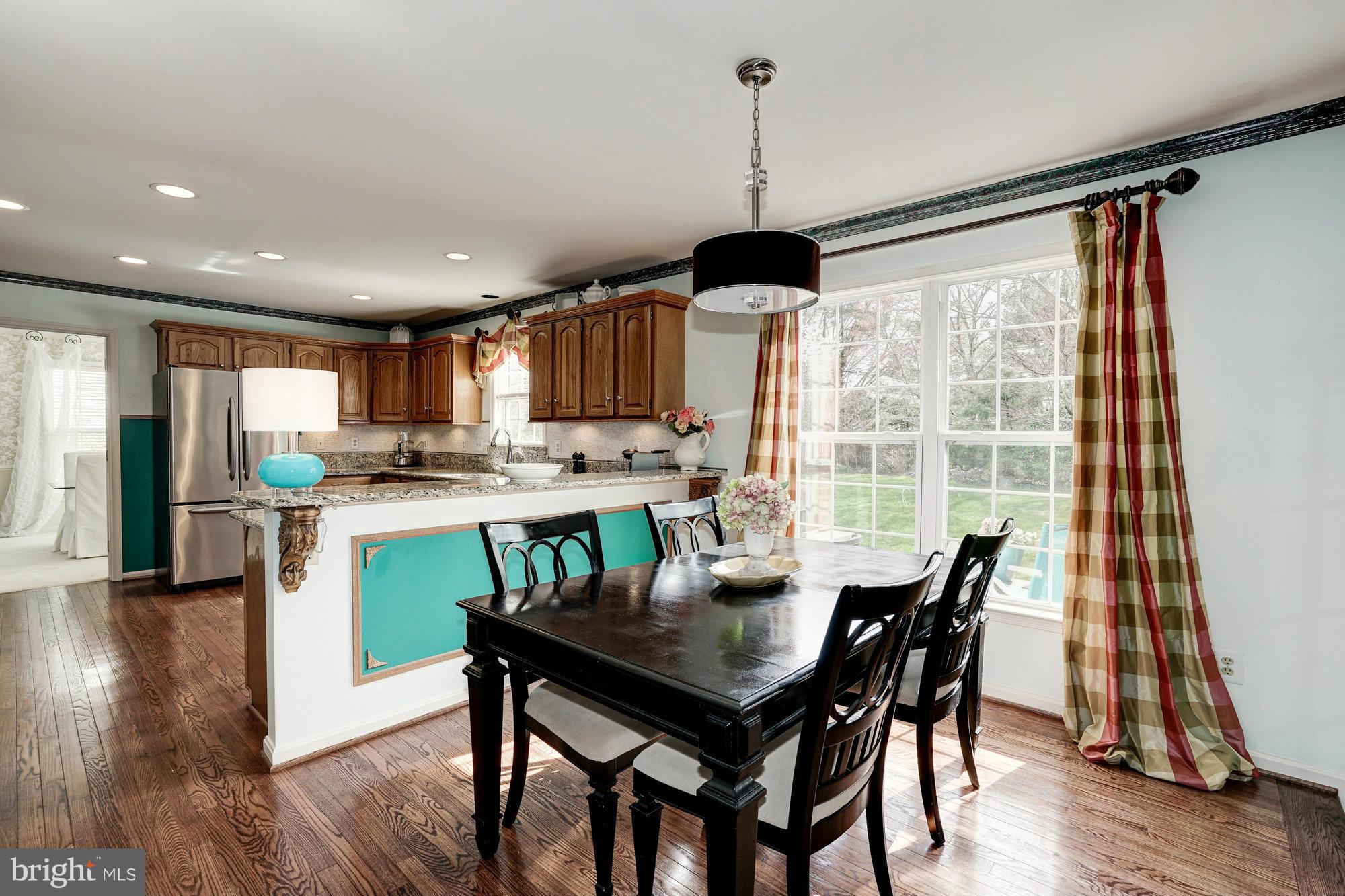 MEADOW HALL - Residential