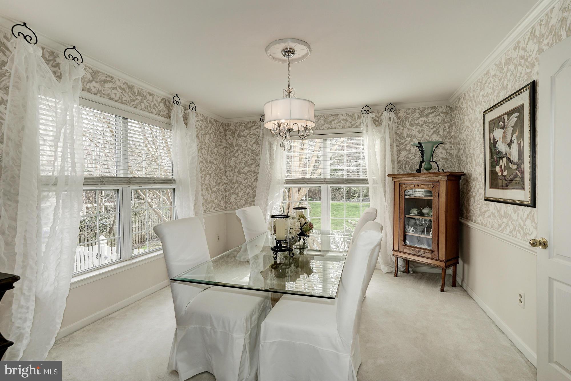 MEADOW HALL - Residential