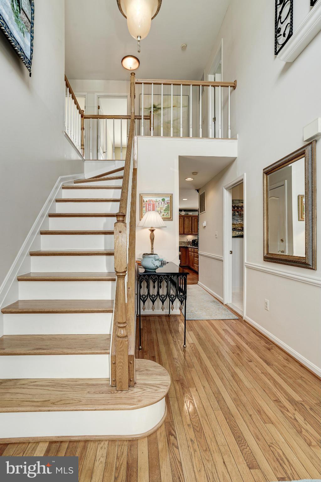 MEADOW HALL - Residential