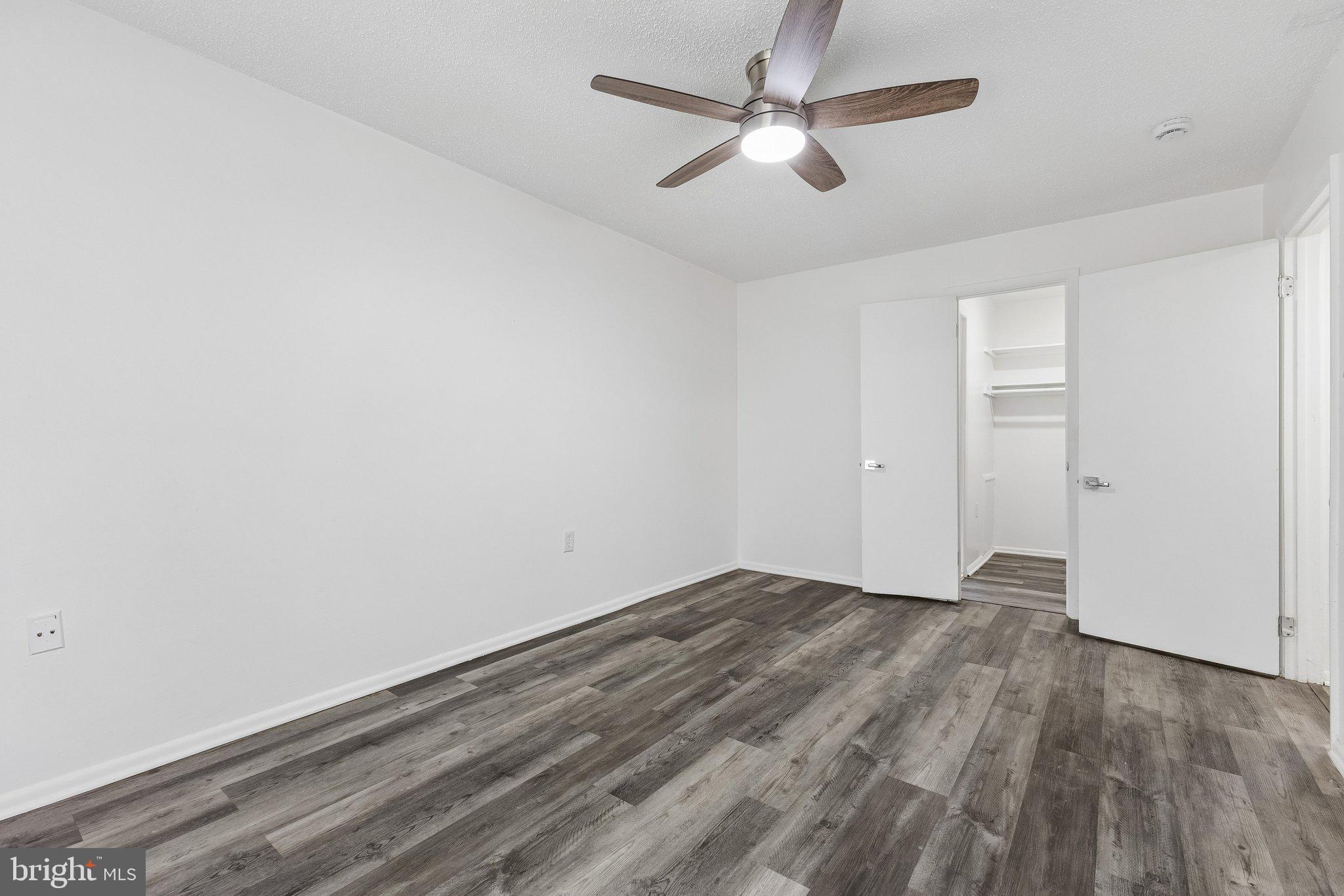 SWANN HILL CONDOMINIUMS - Residential