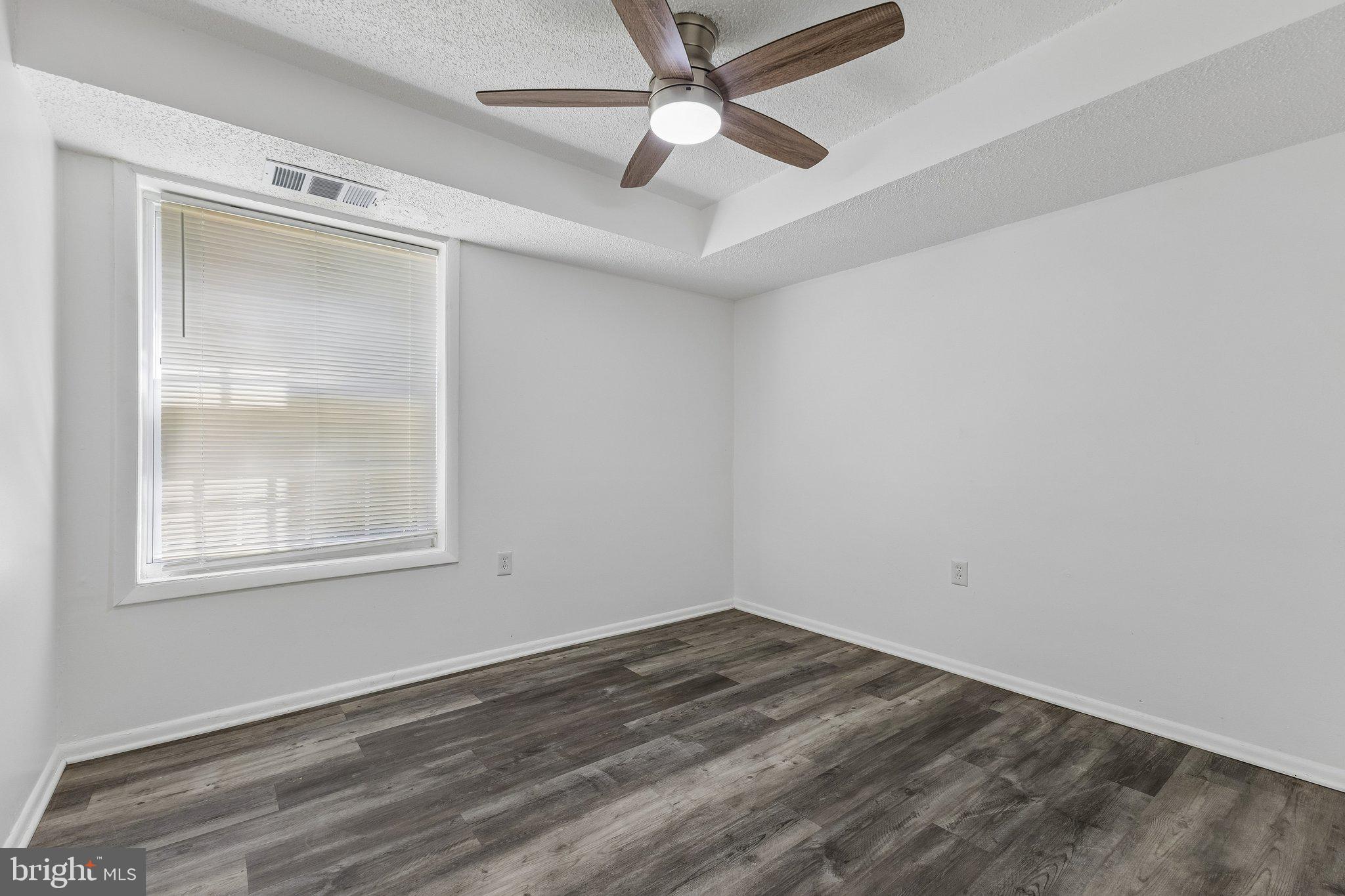 SWANN HILL CONDOMINIUMS - Residential