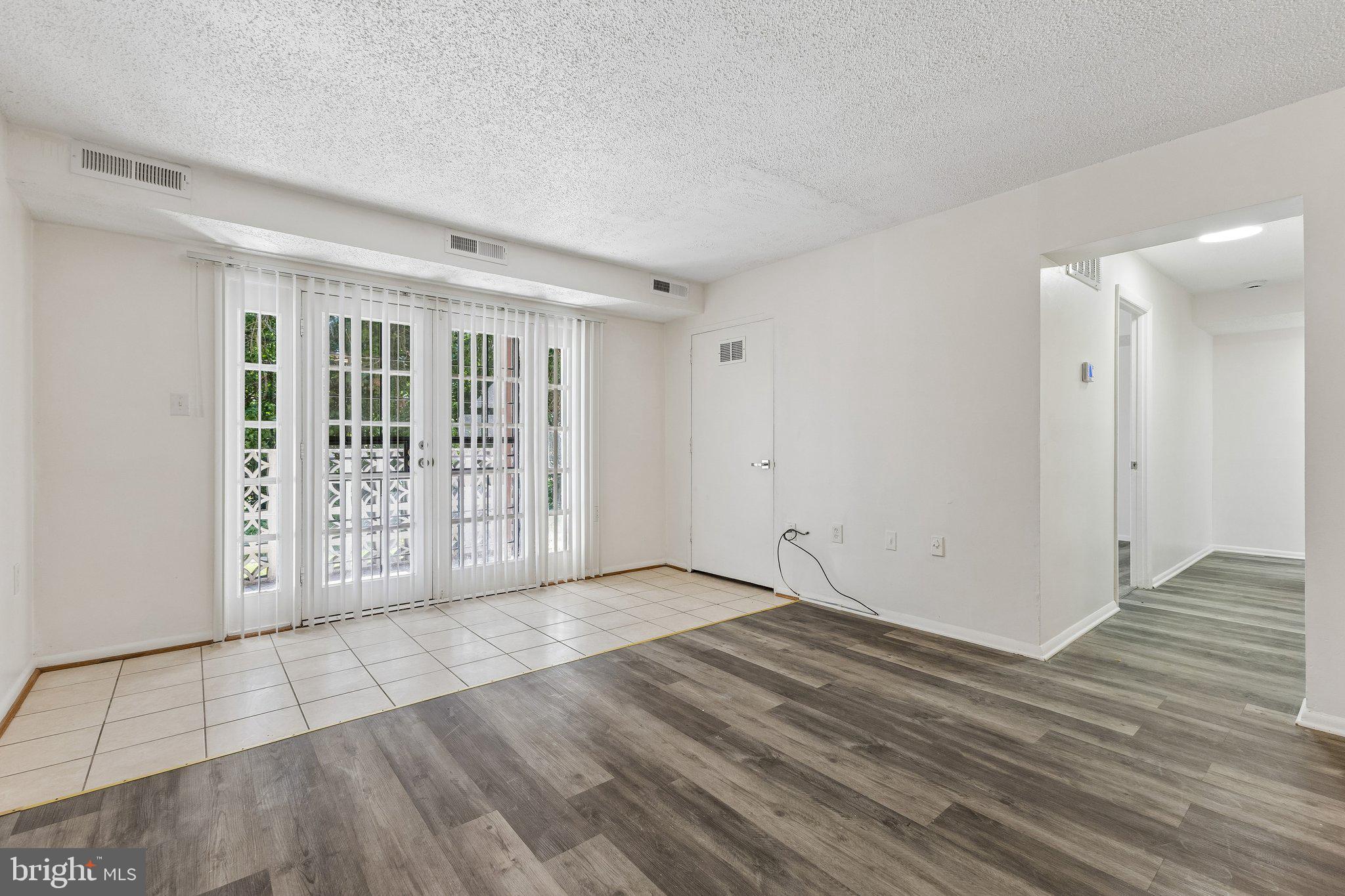 SWANN HILL CONDOMINIUMS - Residential