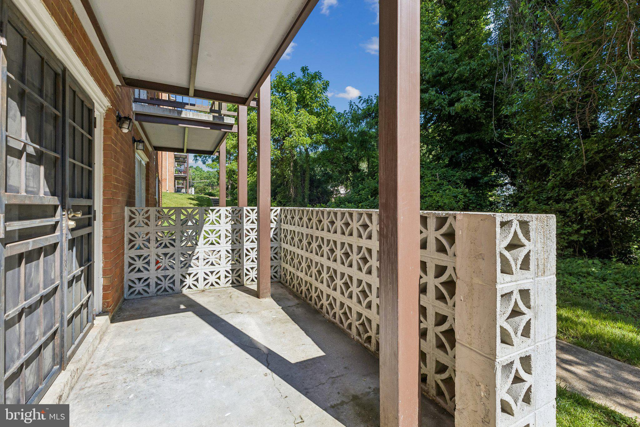 SWANN HILL CONDOMINIUMS - Residential