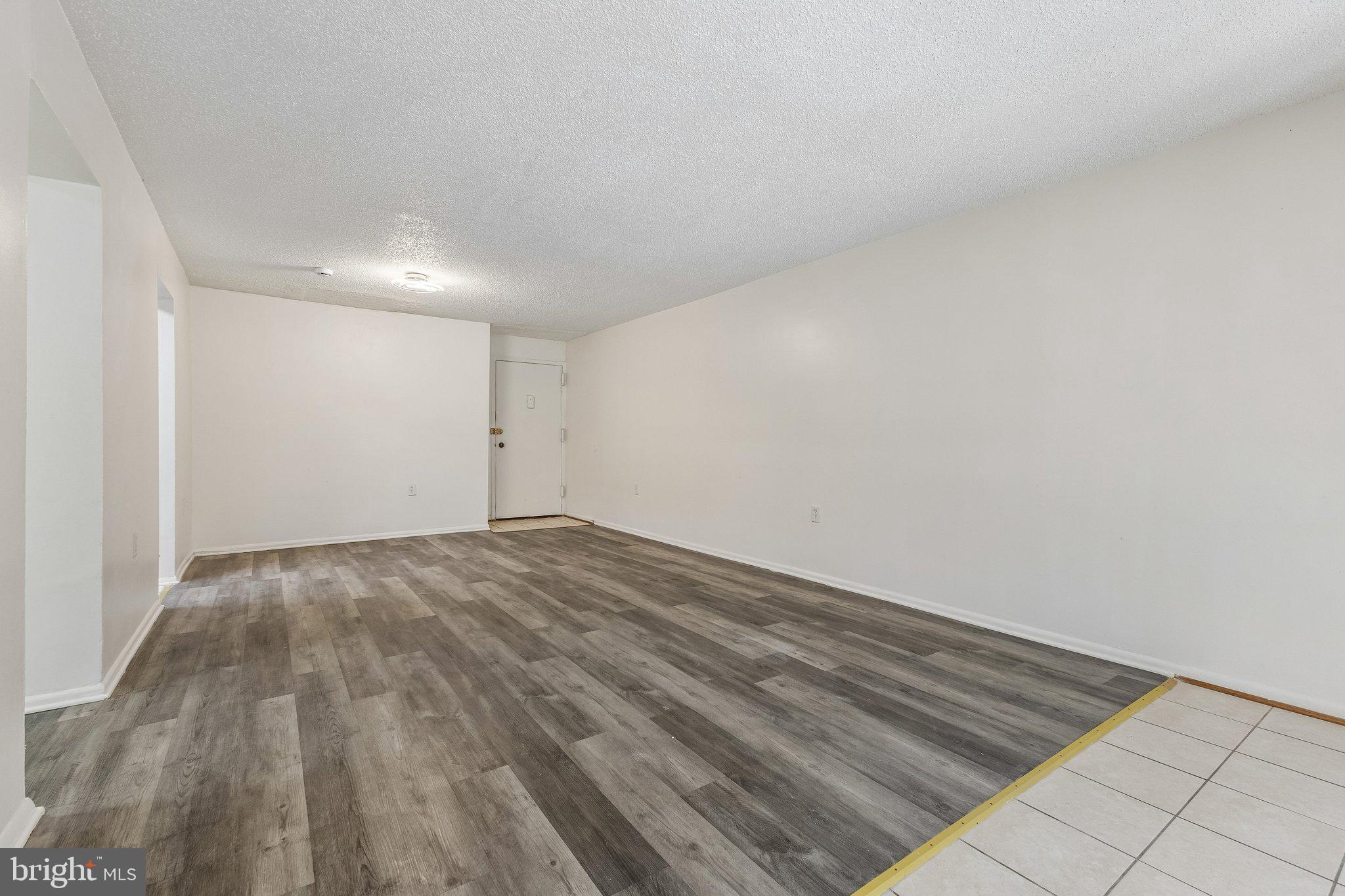 SWANN HILL CONDOMINIUMS - Residential