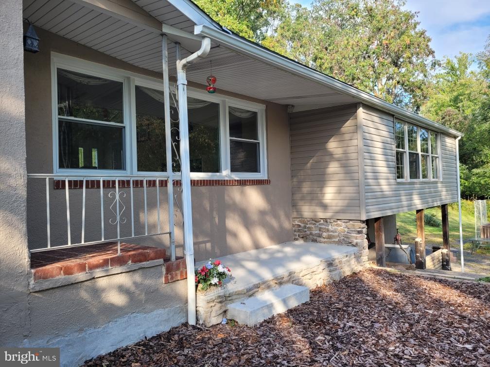 PERRY HALL - Residential