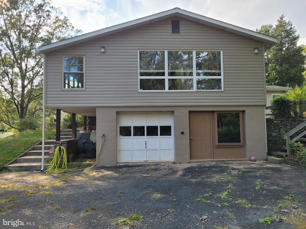 PERRY HALL - Residential