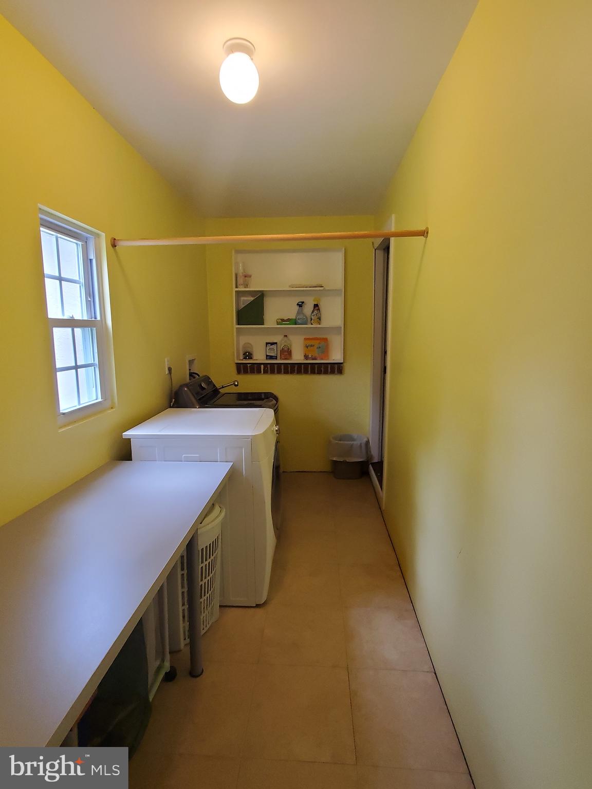 PERRY HALL - Residential