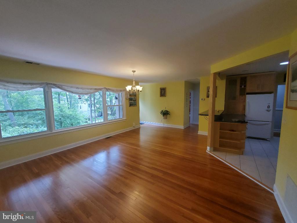 PERRY HALL - Residential