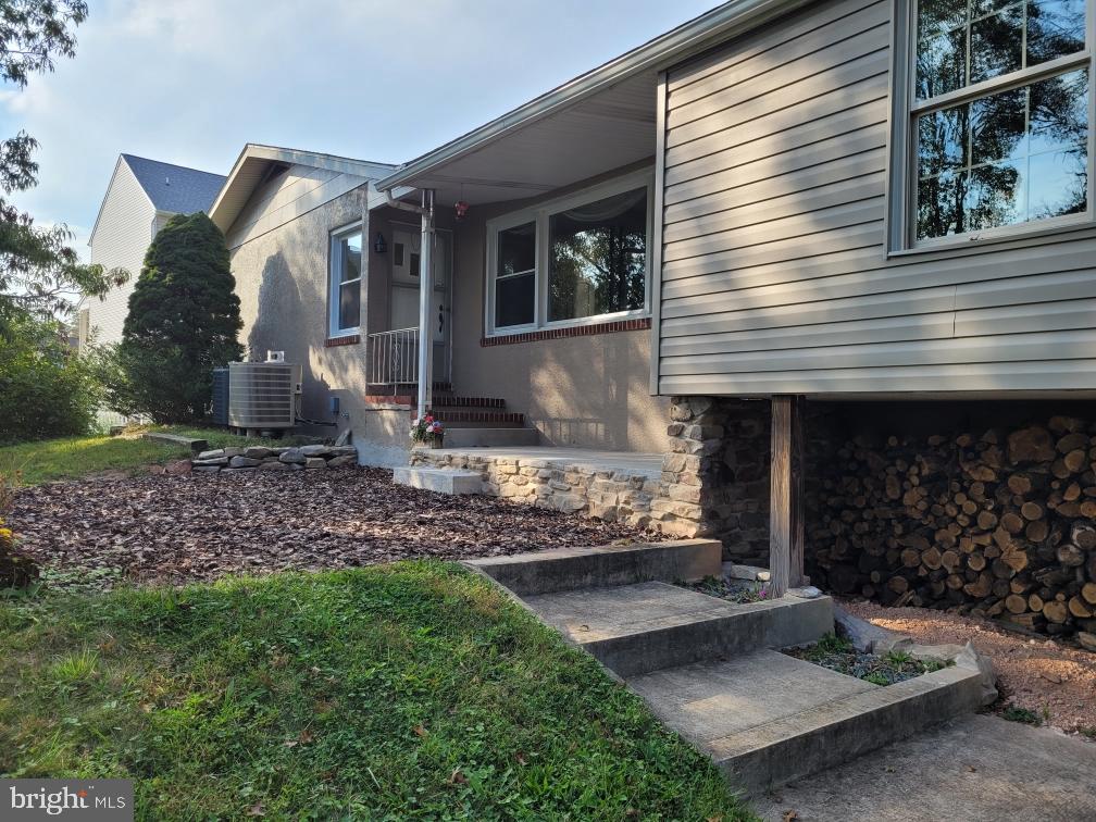 PERRY HALL - Residential