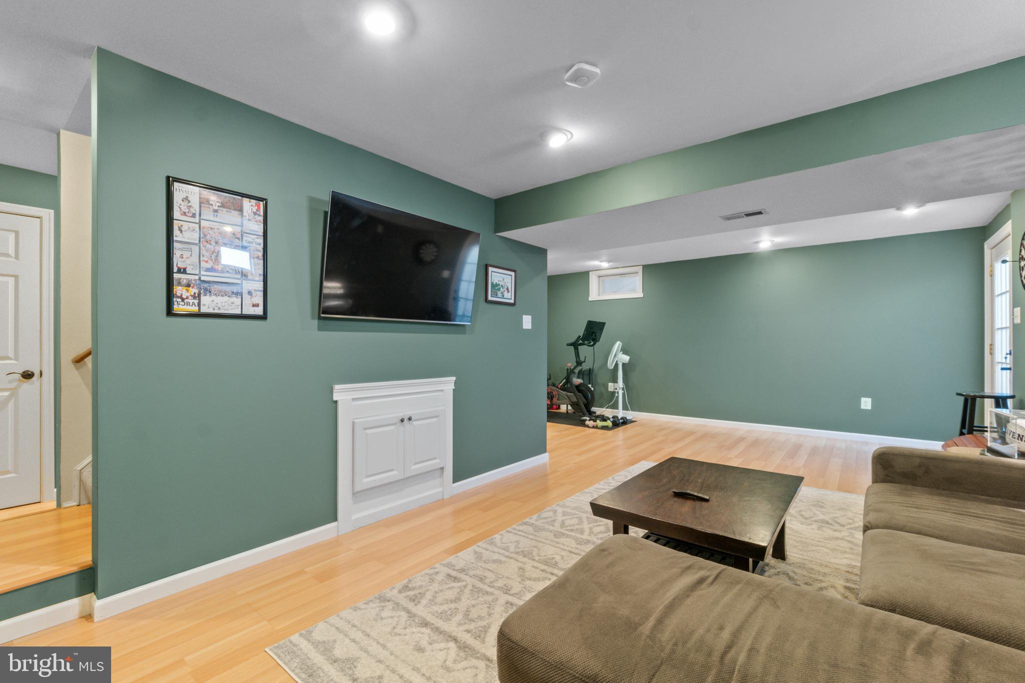 IRWINS CHOICE - Residential