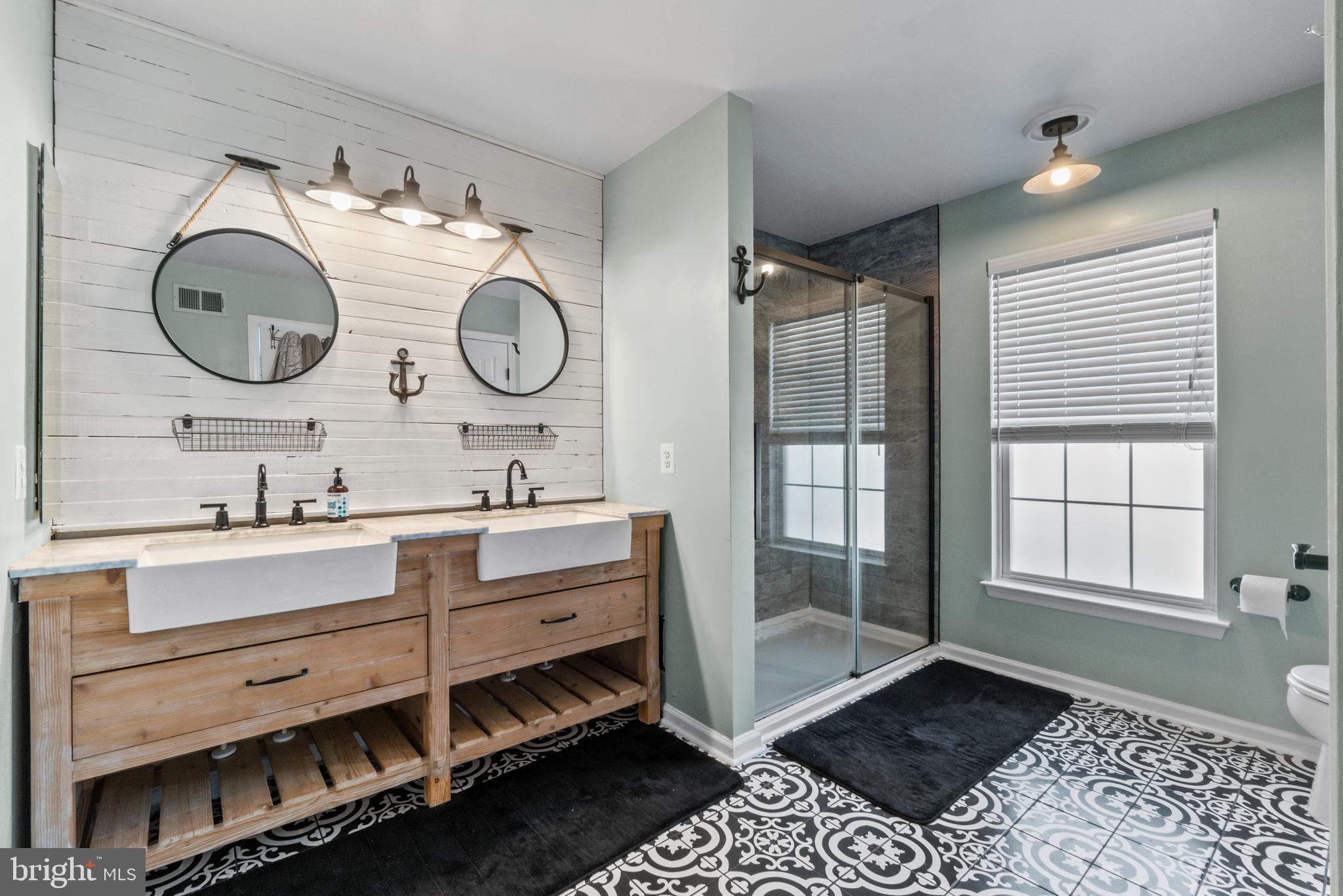 IRWINS CHOICE - Residential