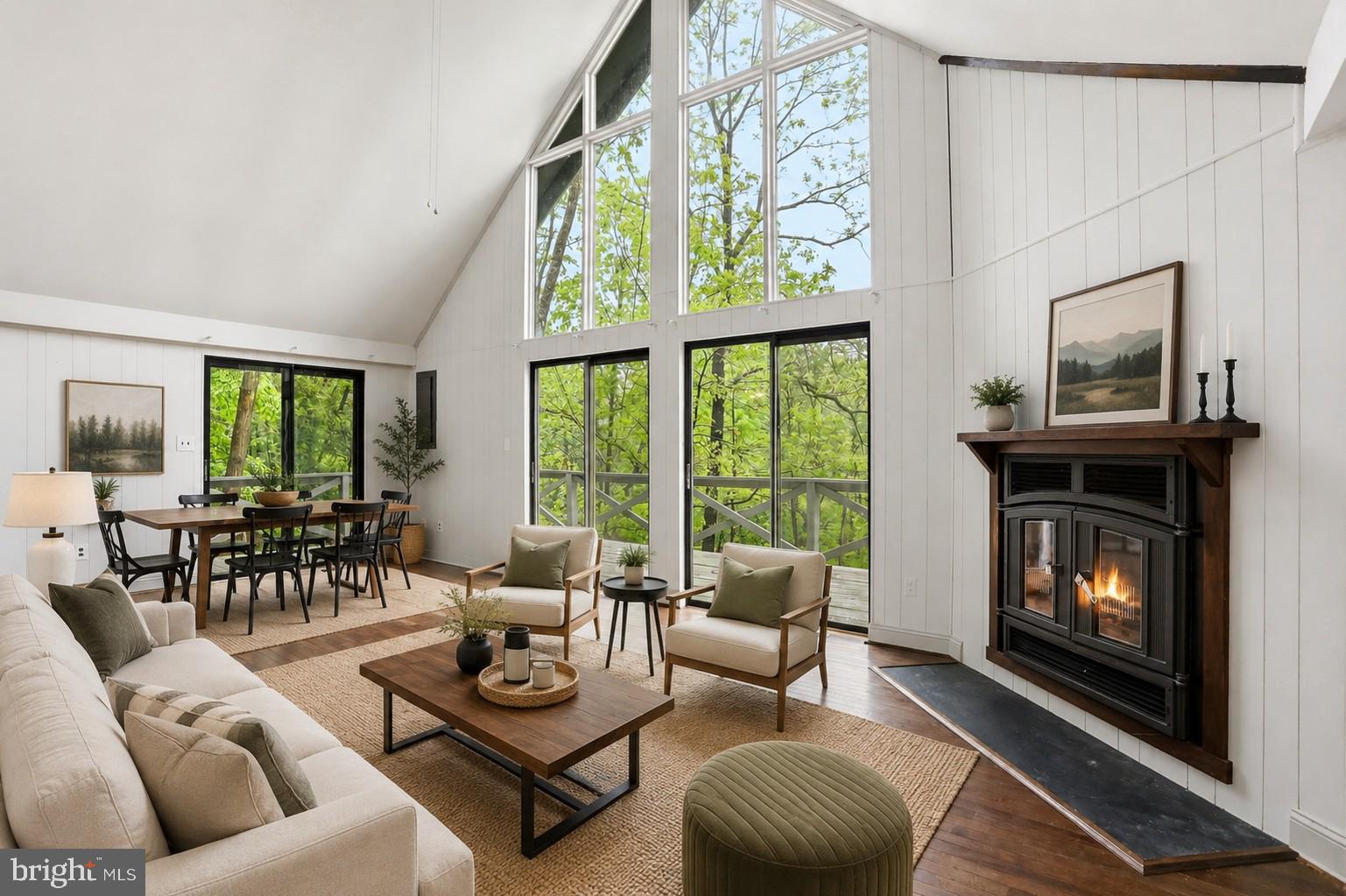 THE WOODS - Residential