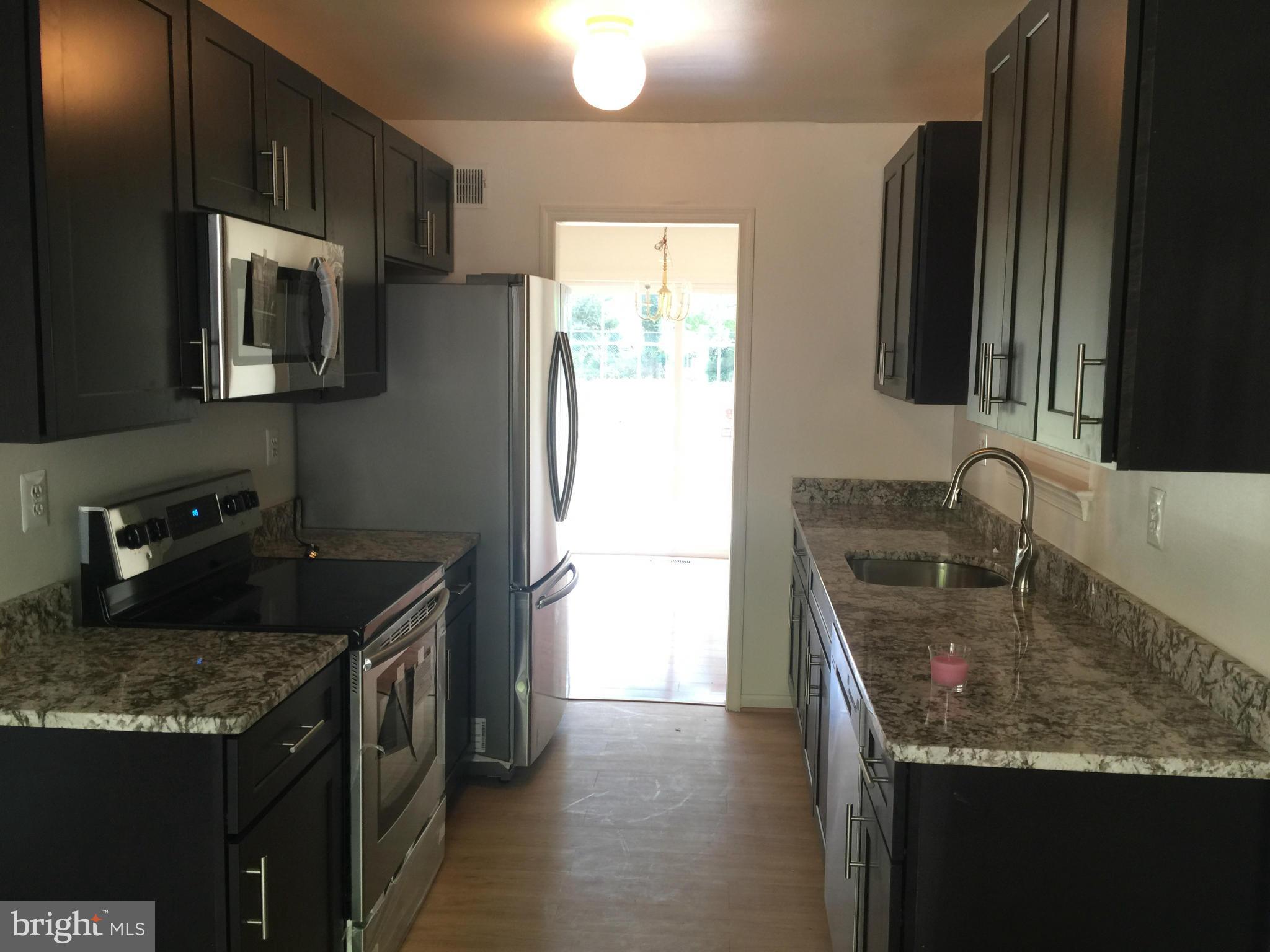 MAPLEWOOD - Residential