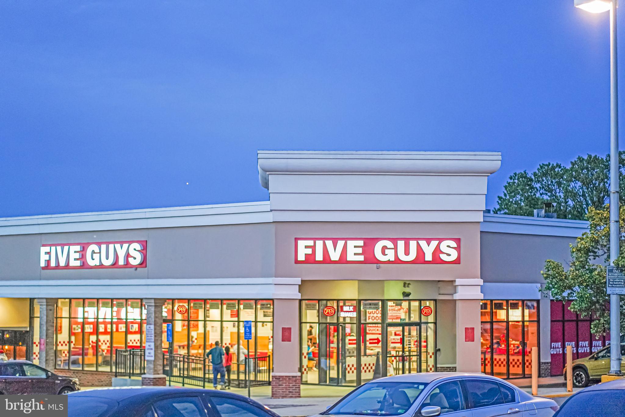 SKYLINE VILLAGE - Residential