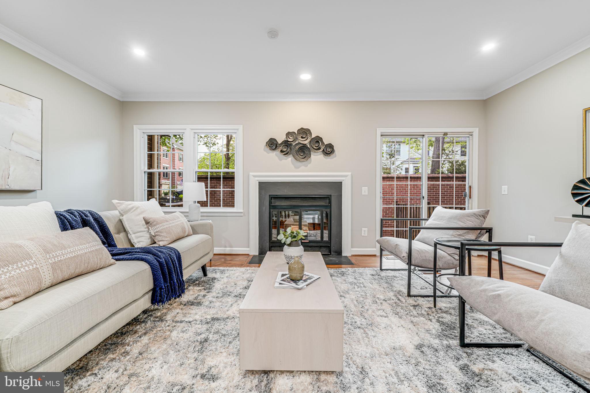 SKYLINE VILLAGE - Residential