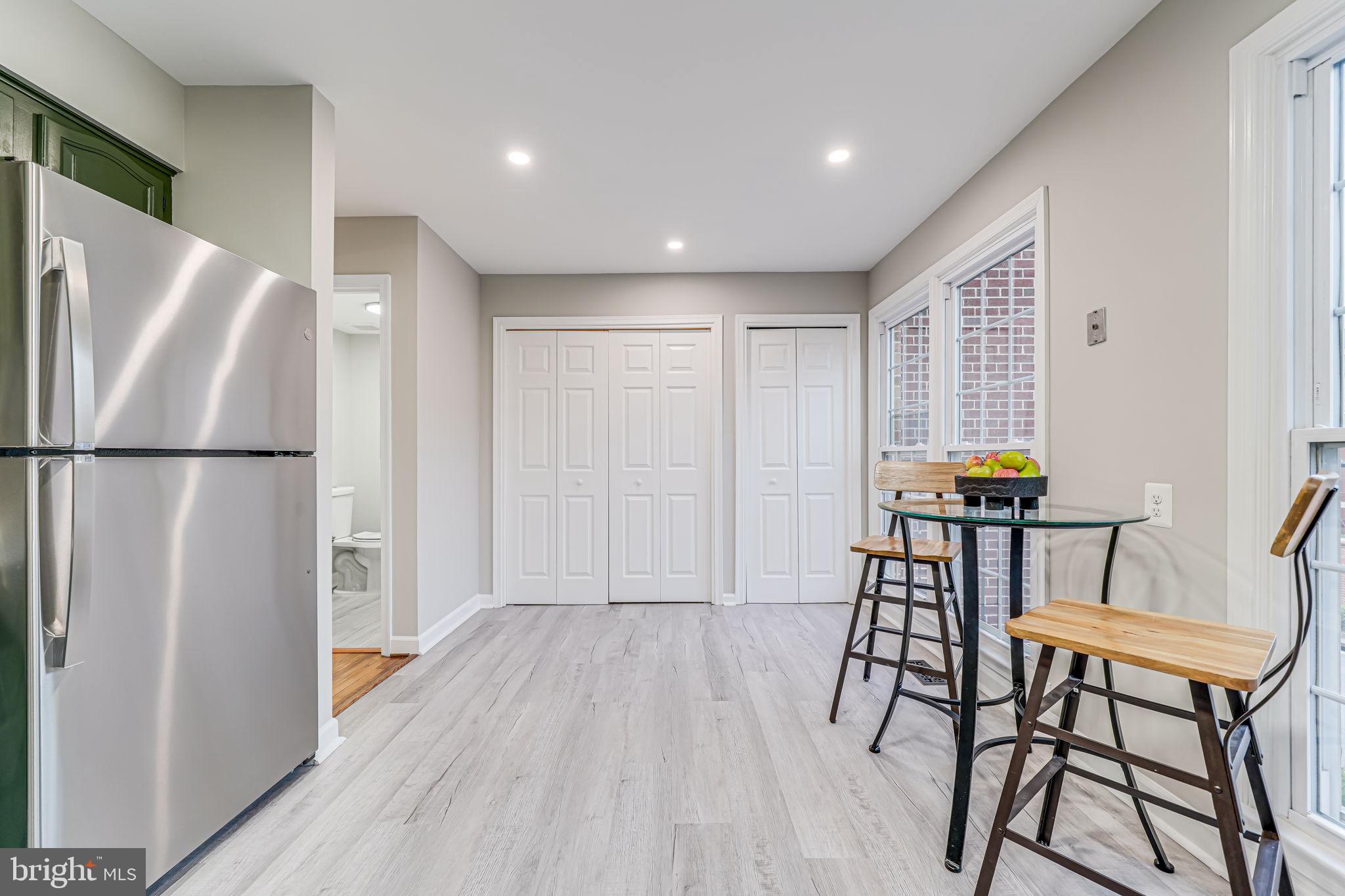 SKYLINE VILLAGE - Residential