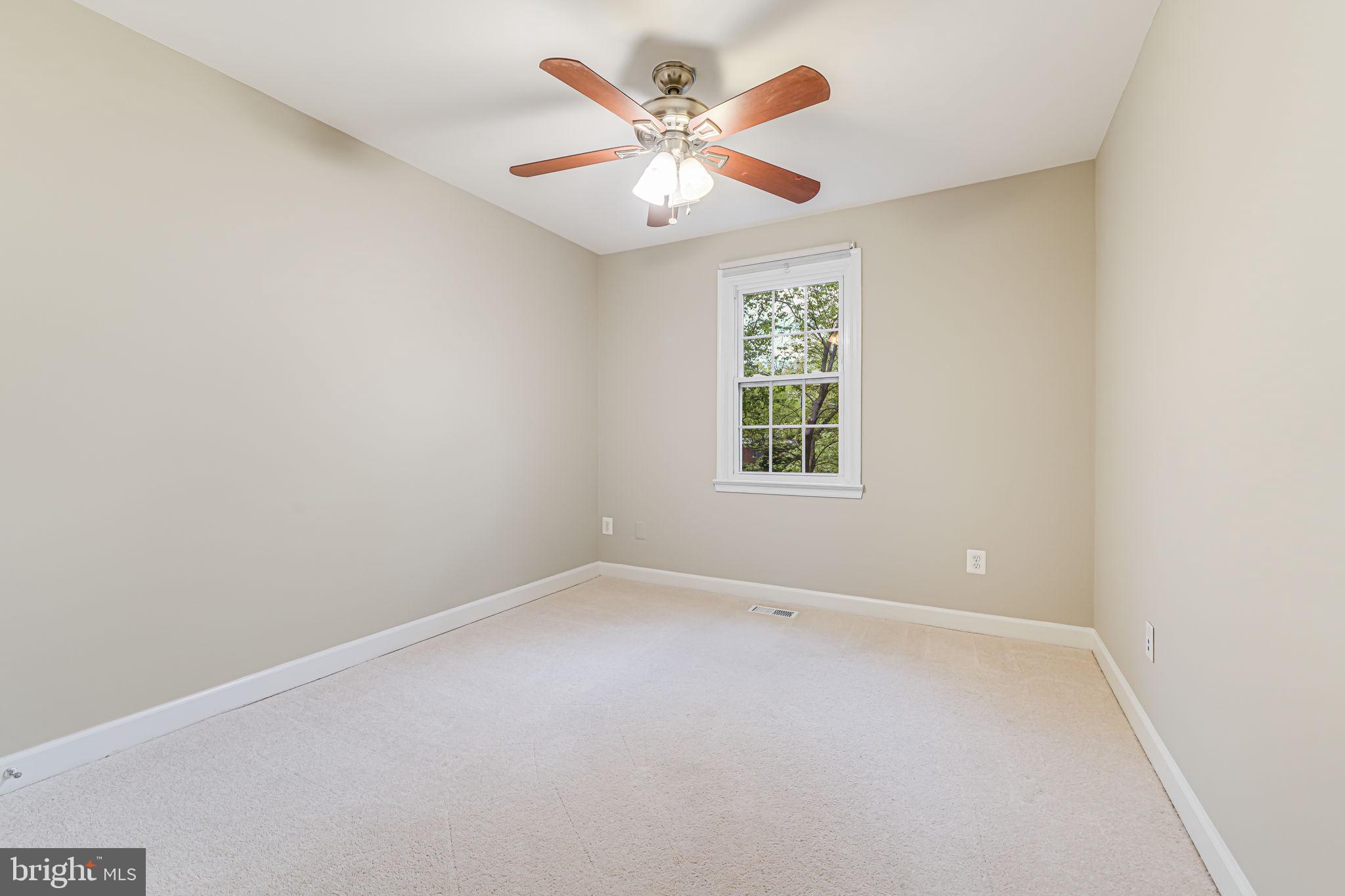 SKYLINE VILLAGE - Residential