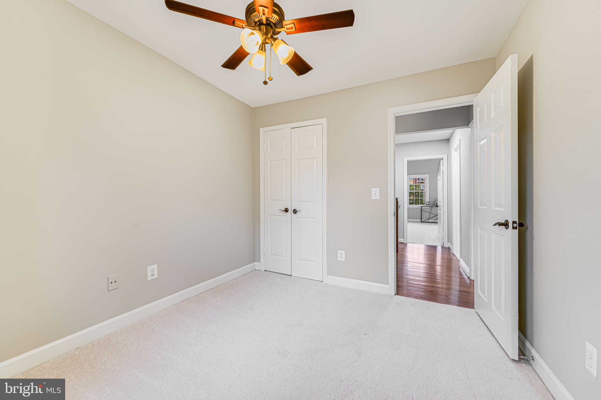 SKYLINE VILLAGE - Residential