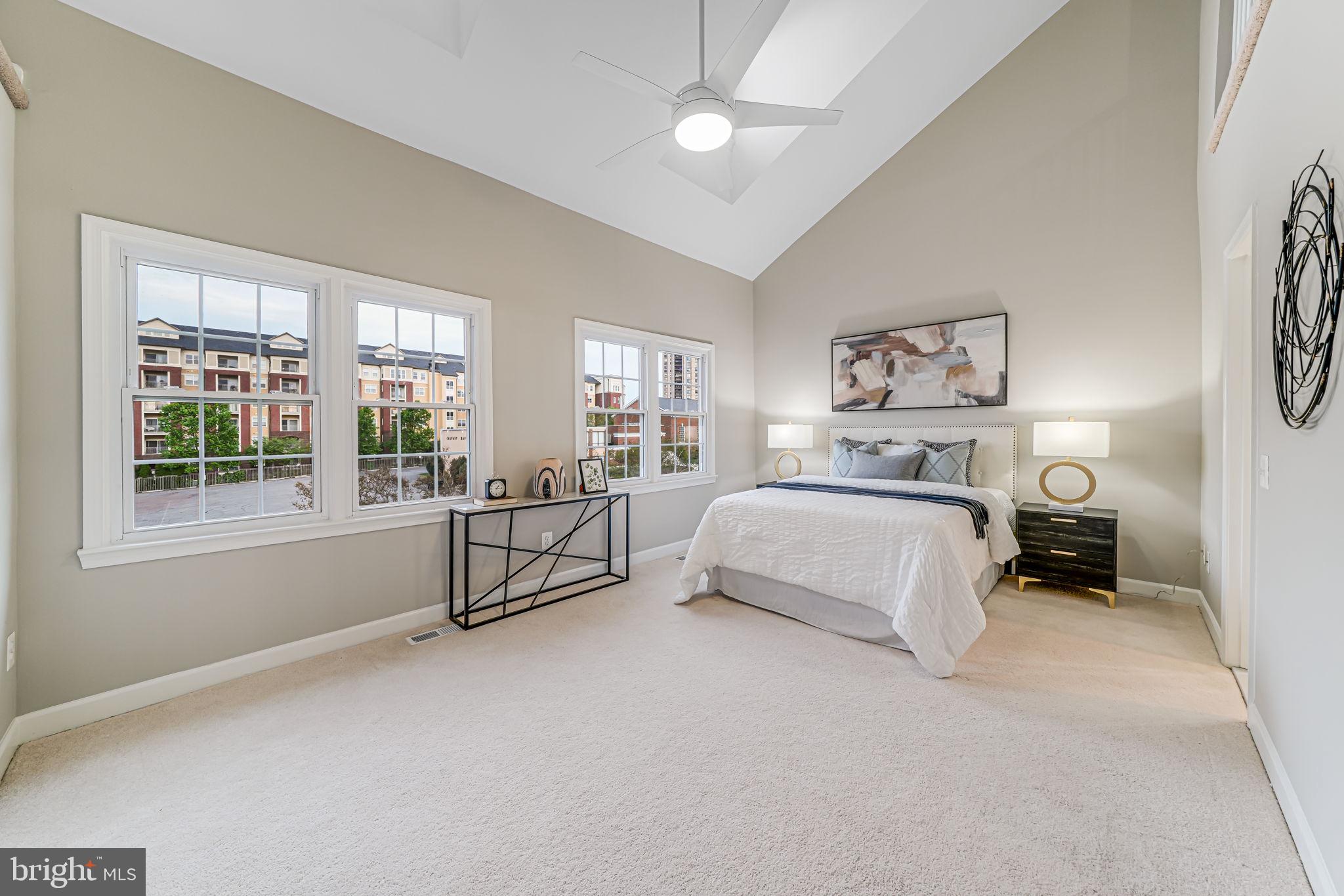 SKYLINE VILLAGE - Residential