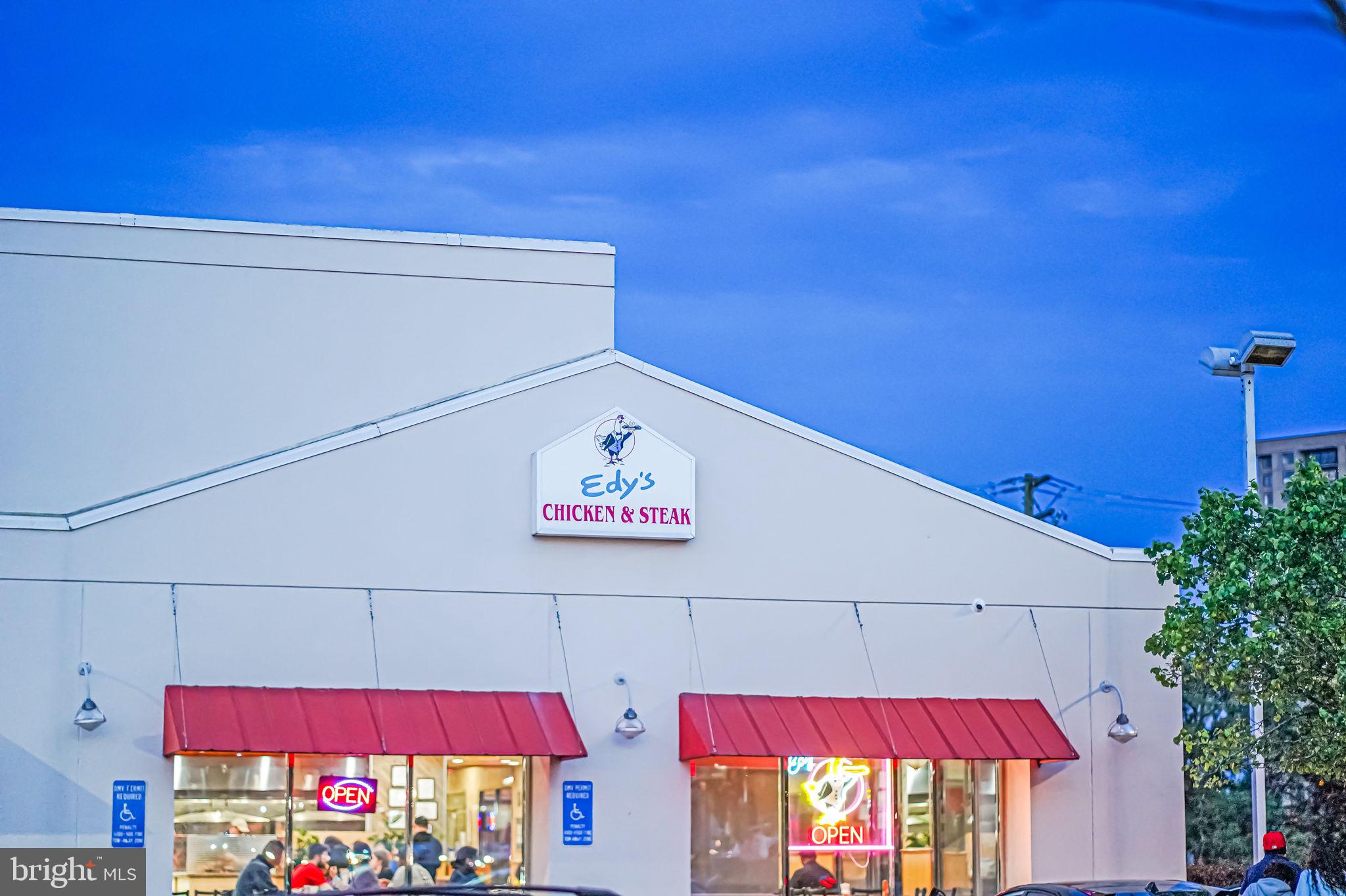 SKYLINE VILLAGE - Residential