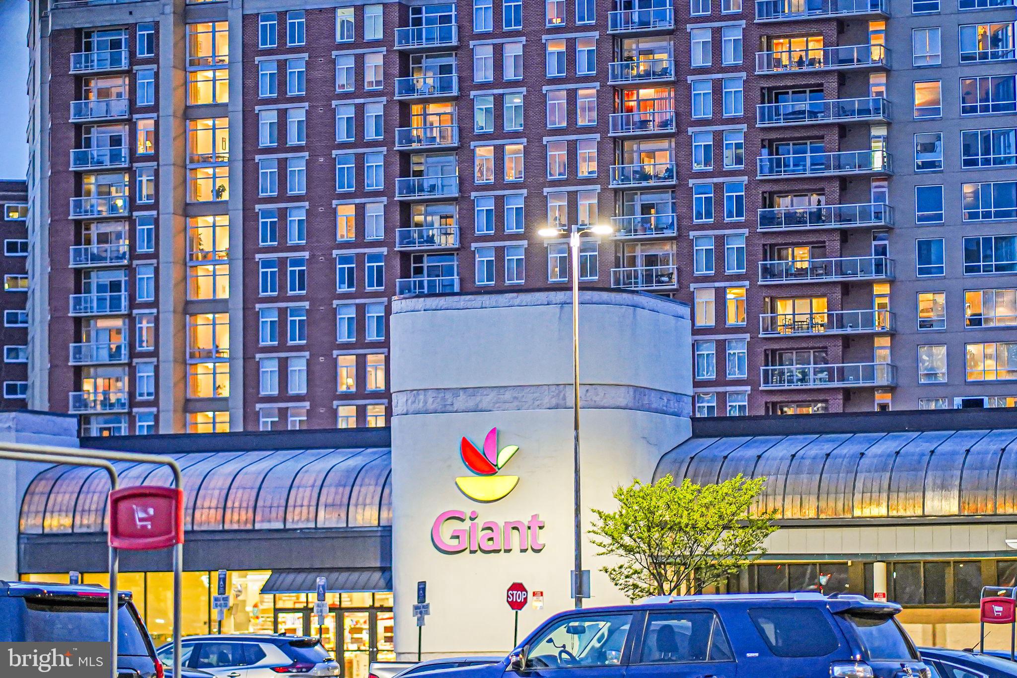 SKYLINE VILLAGE - Residential