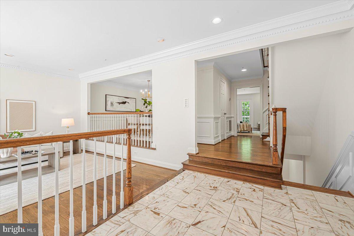 5919 MAPLEWOOD PARK PLACE