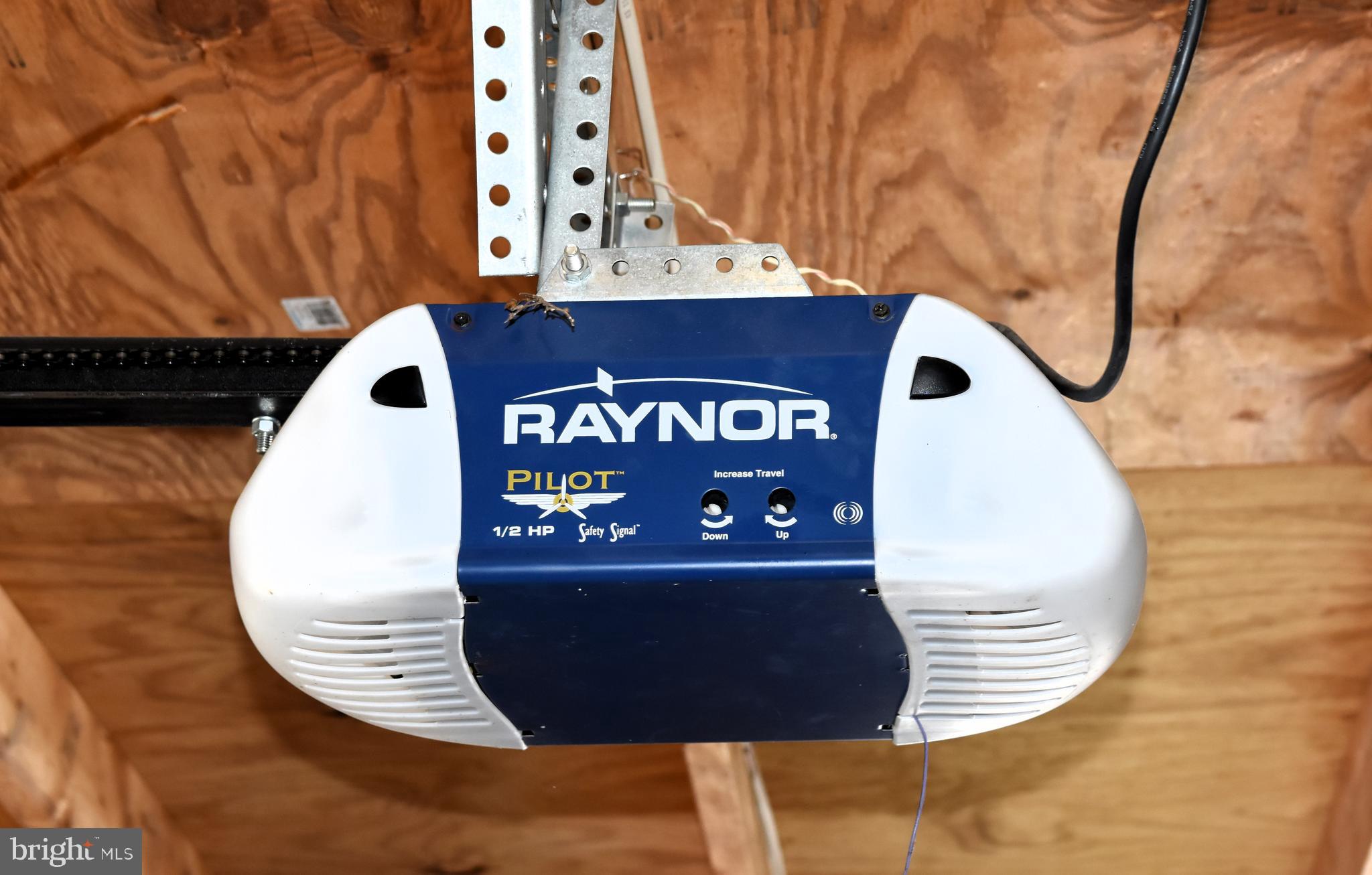 DUTCH HILL - Residential