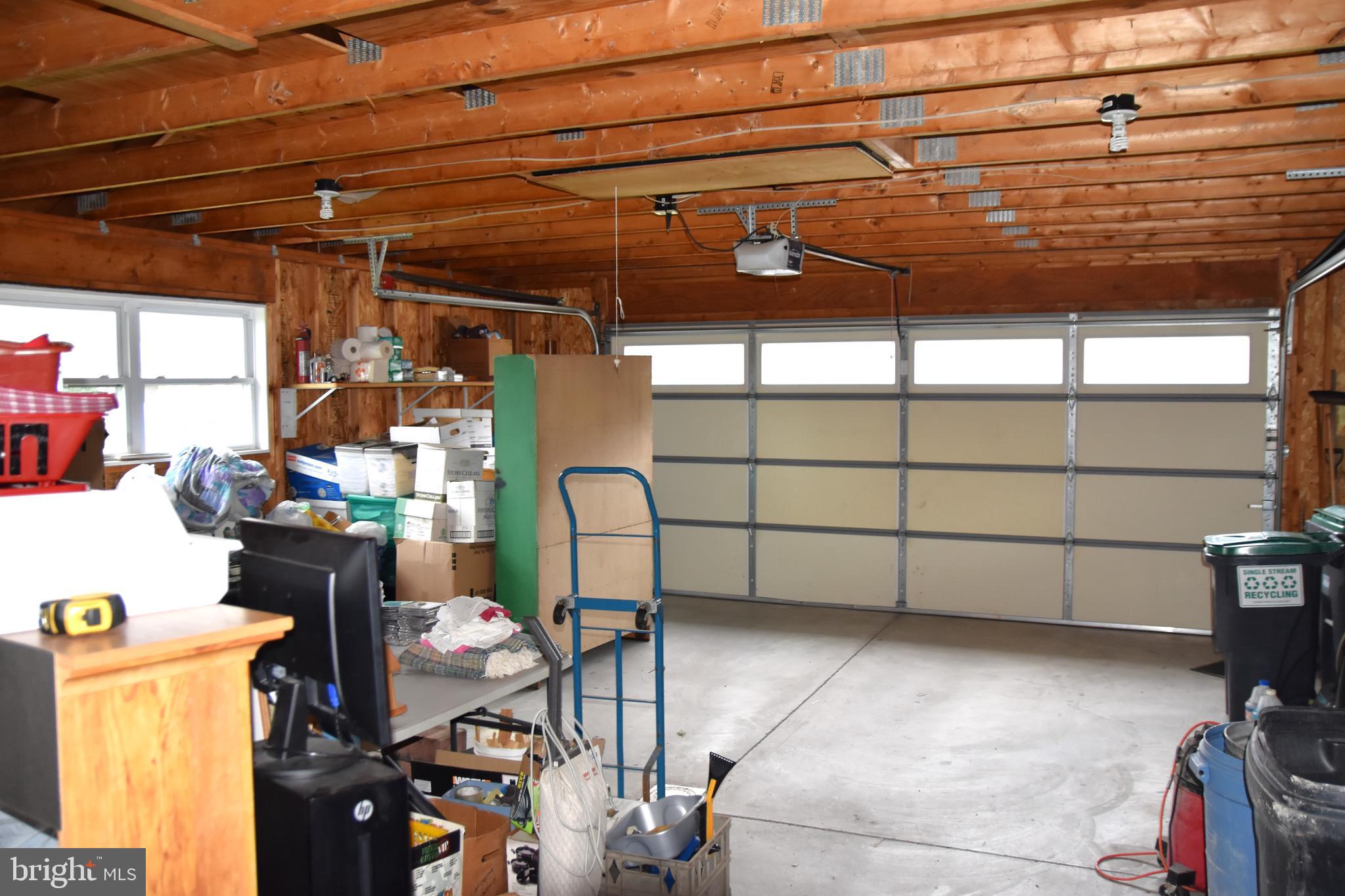 DUTCH HILL - Residential