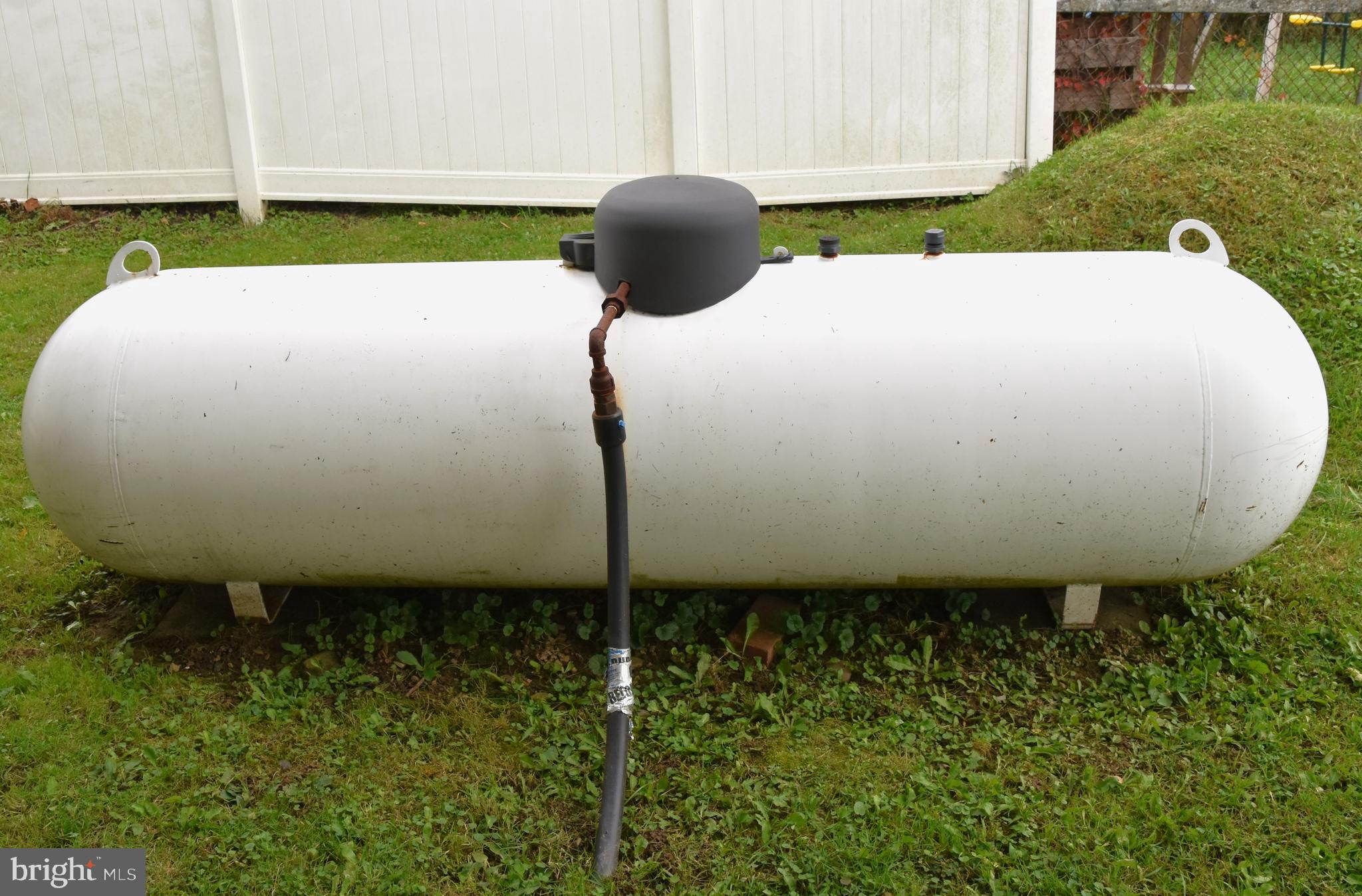 DUTCH HILL - Residential