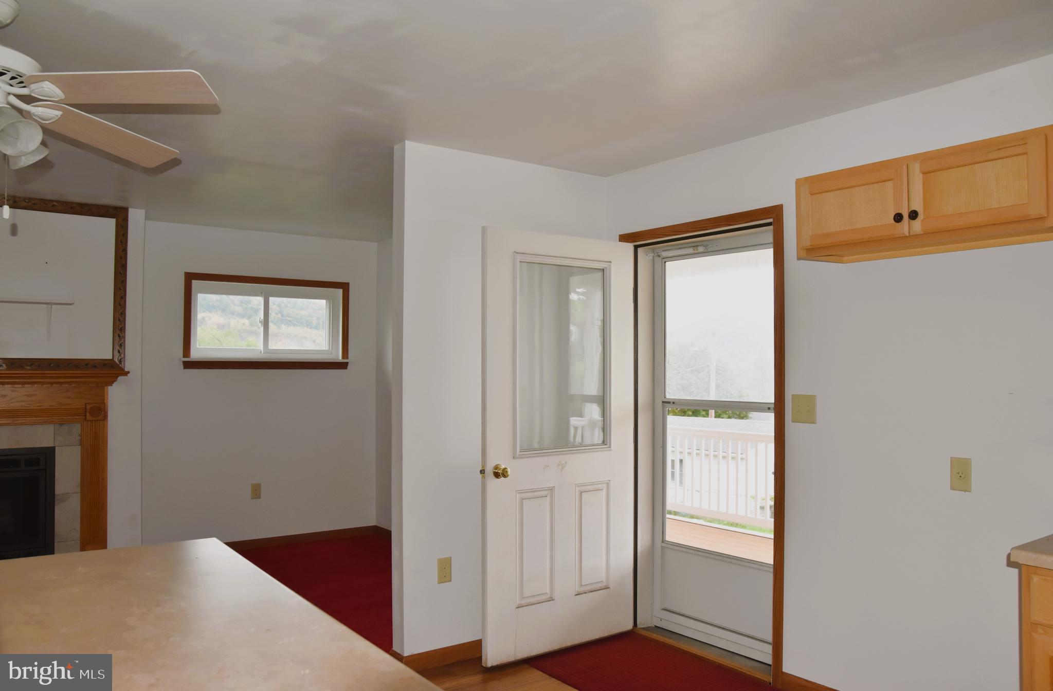 DUTCH HILL - Residential