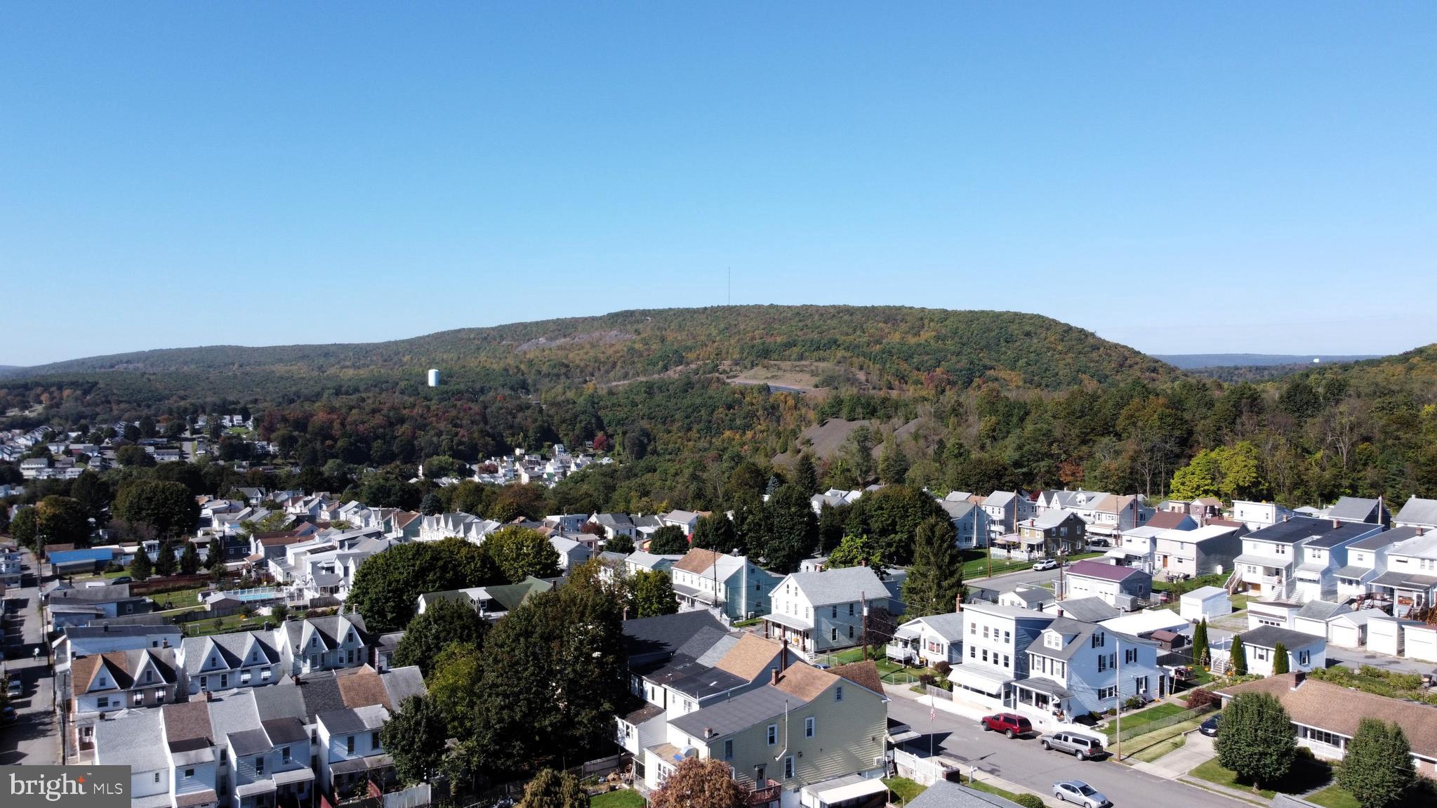 DUTCH HILL - Residential