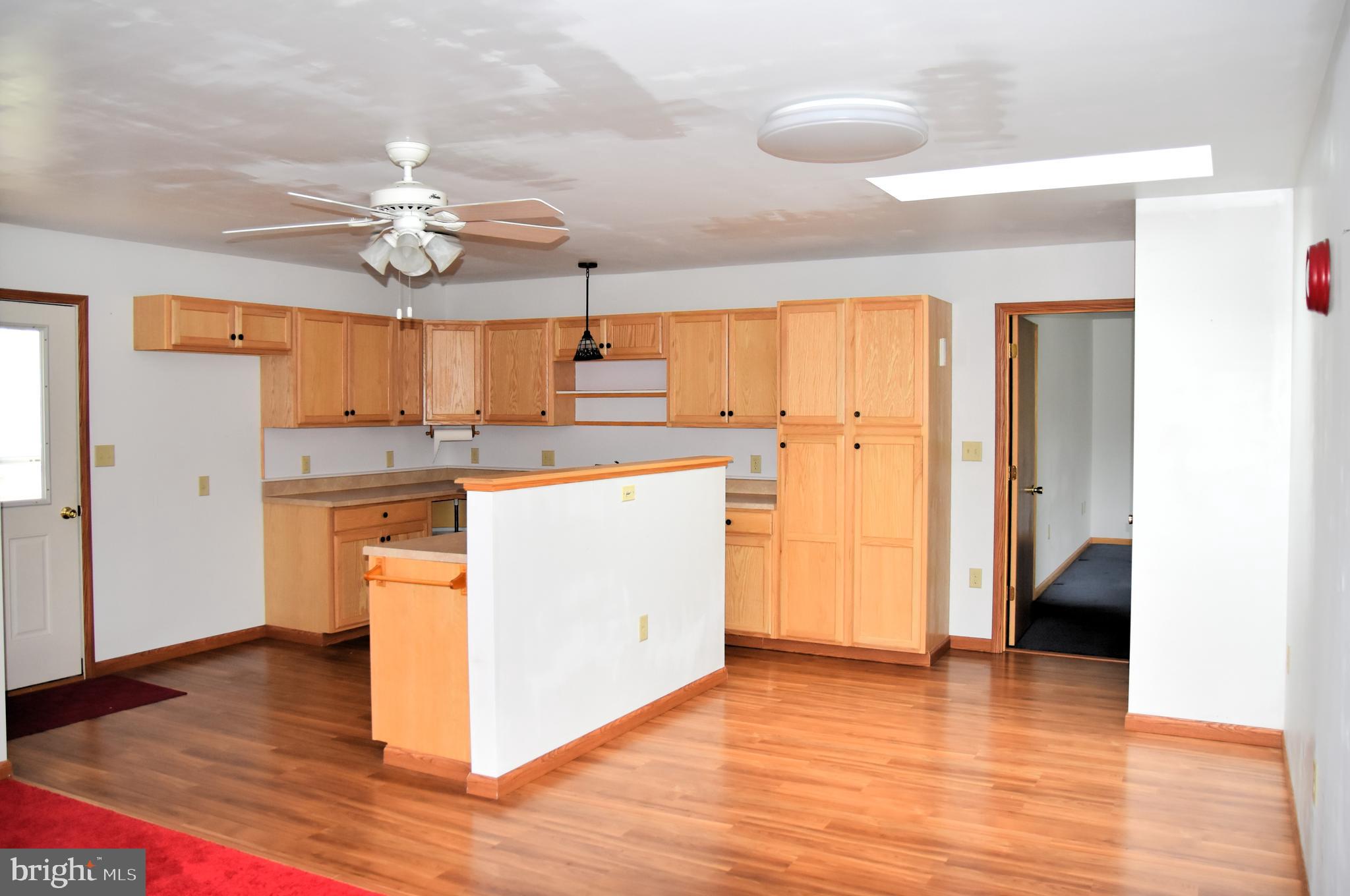 DUTCH HILL - Residential