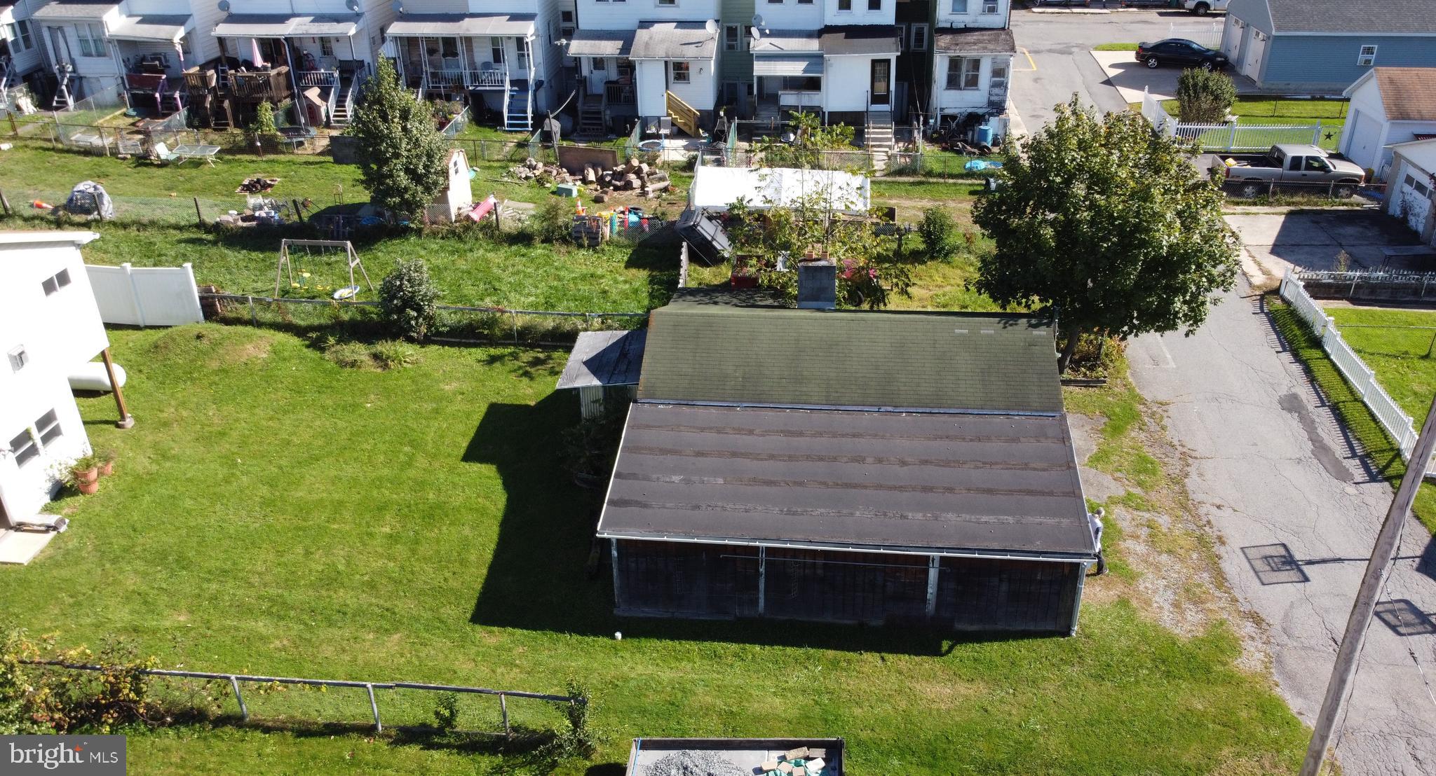 DUTCH HILL - Residential