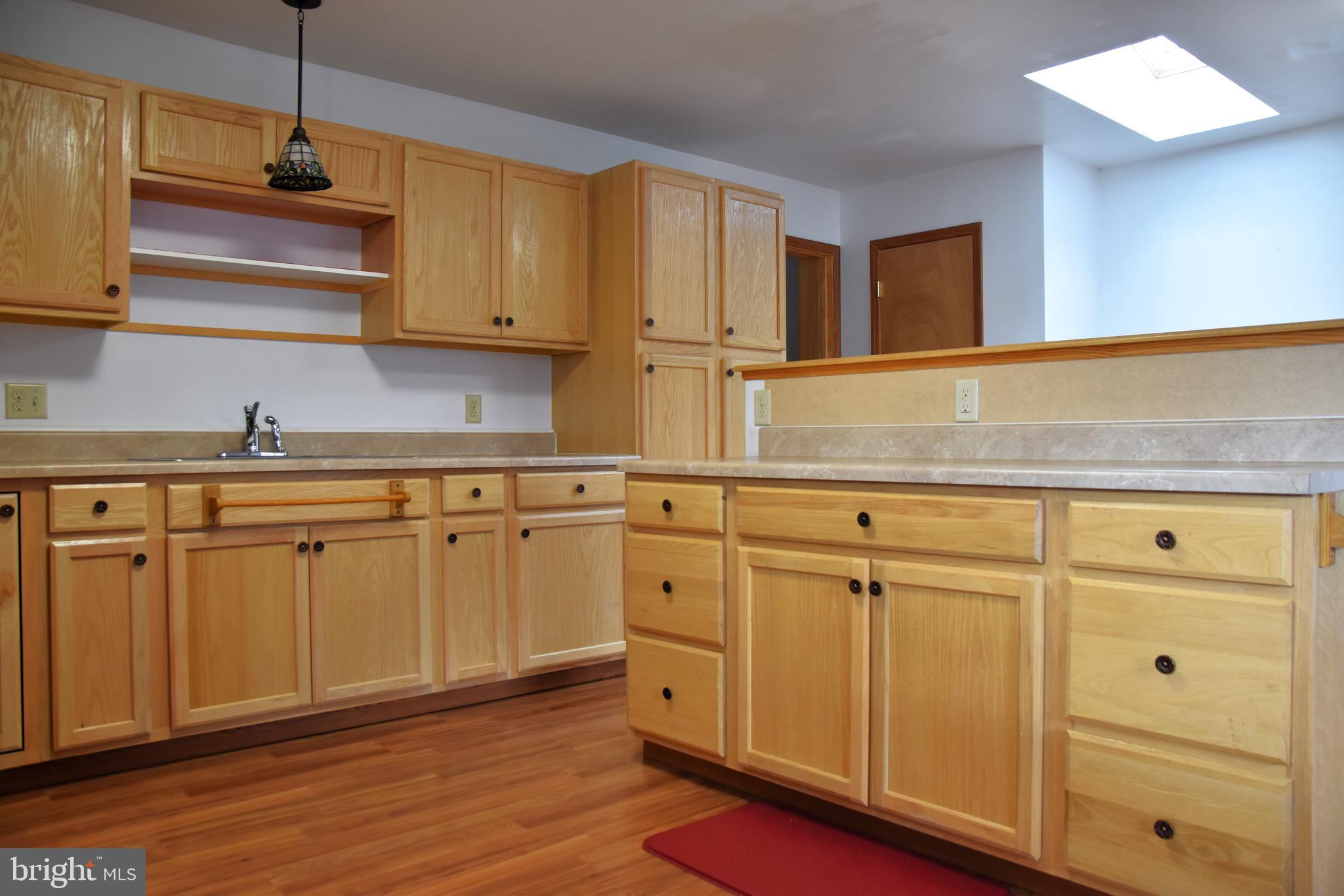 DUTCH HILL - Residential