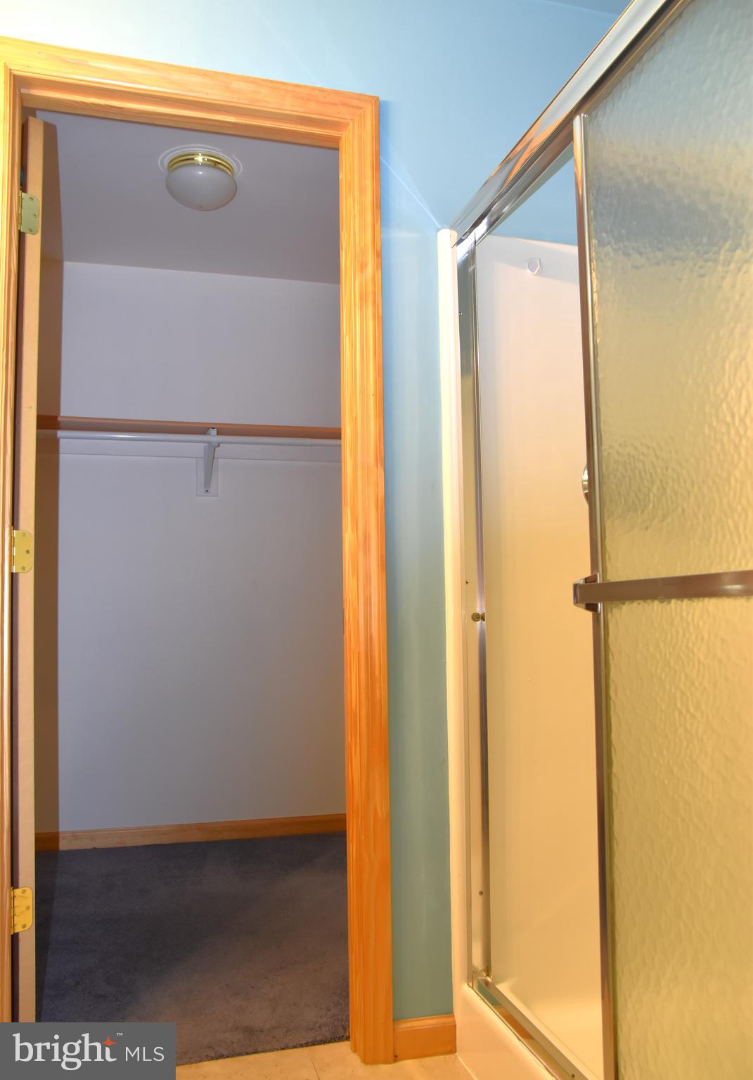 DUTCH HILL - Residential