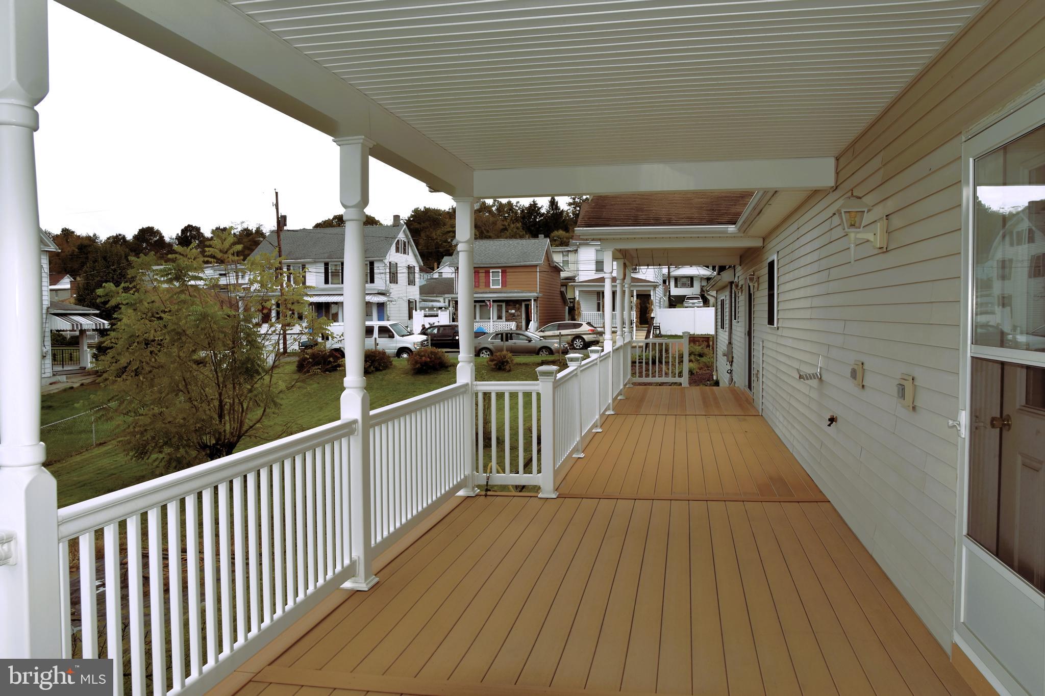 DUTCH HILL - Residential