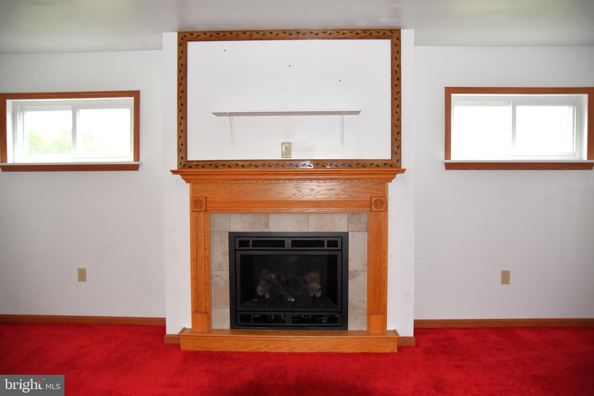 DUTCH HILL - Residential