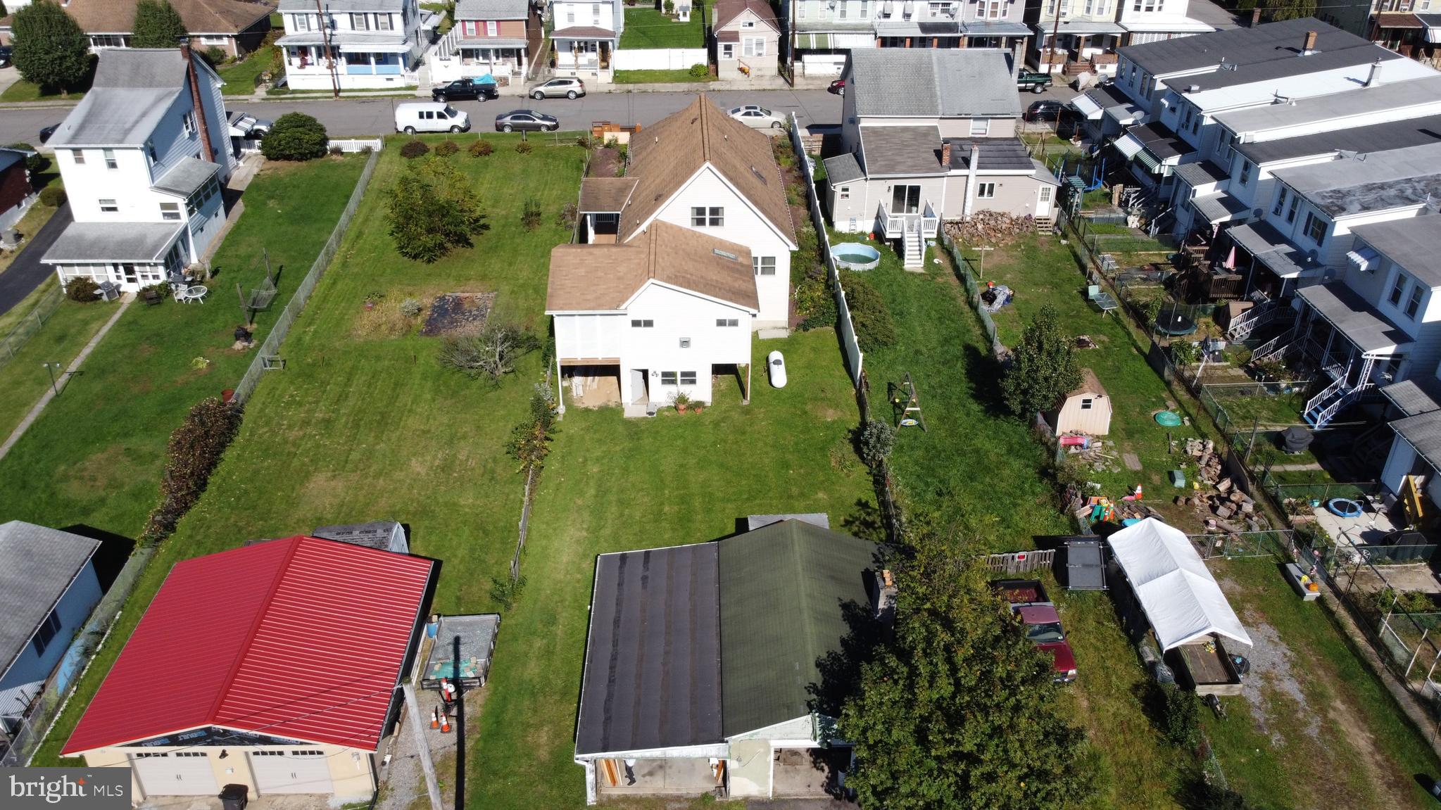 DUTCH HILL - Residential