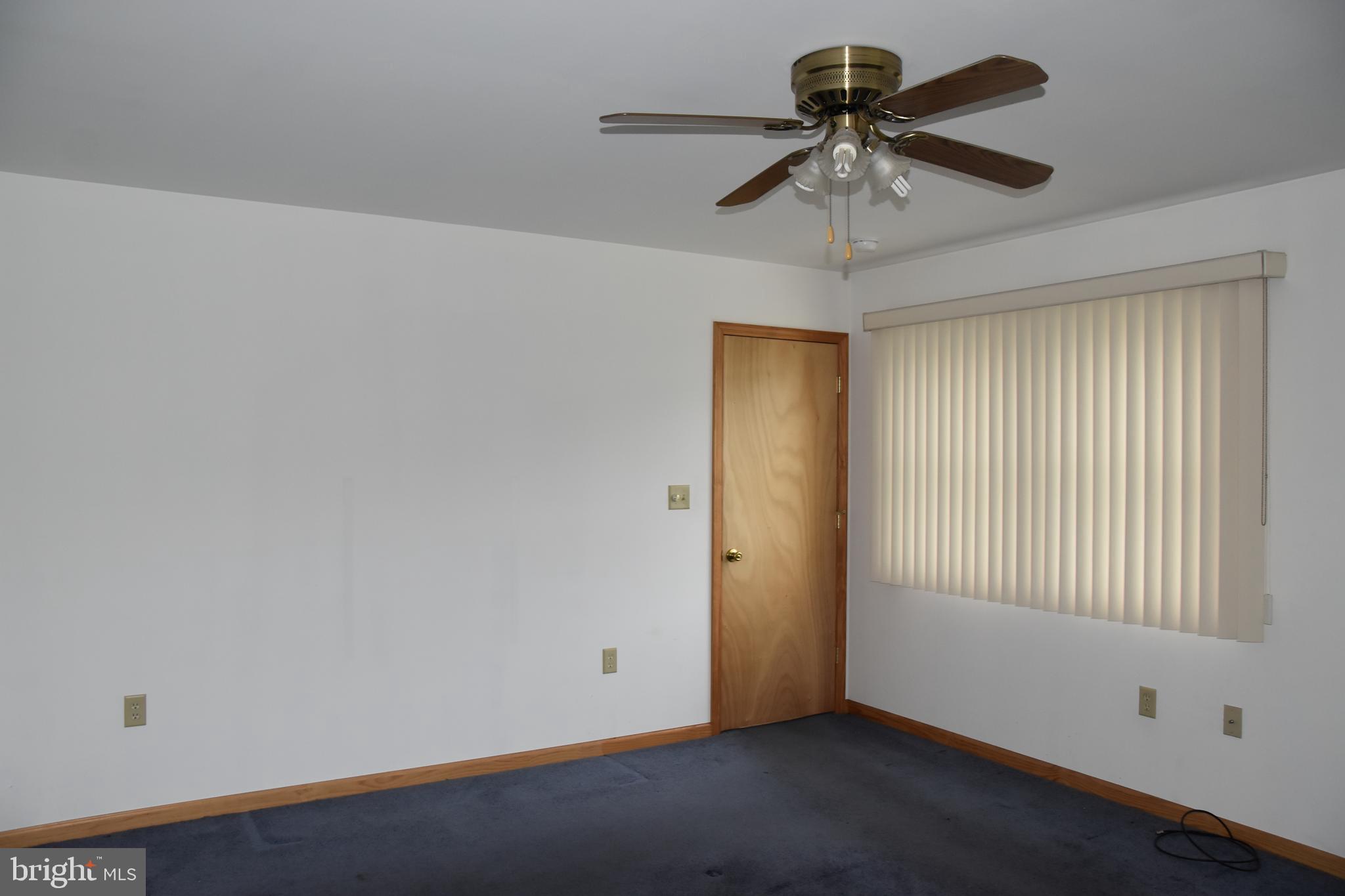 DUTCH HILL - Residential