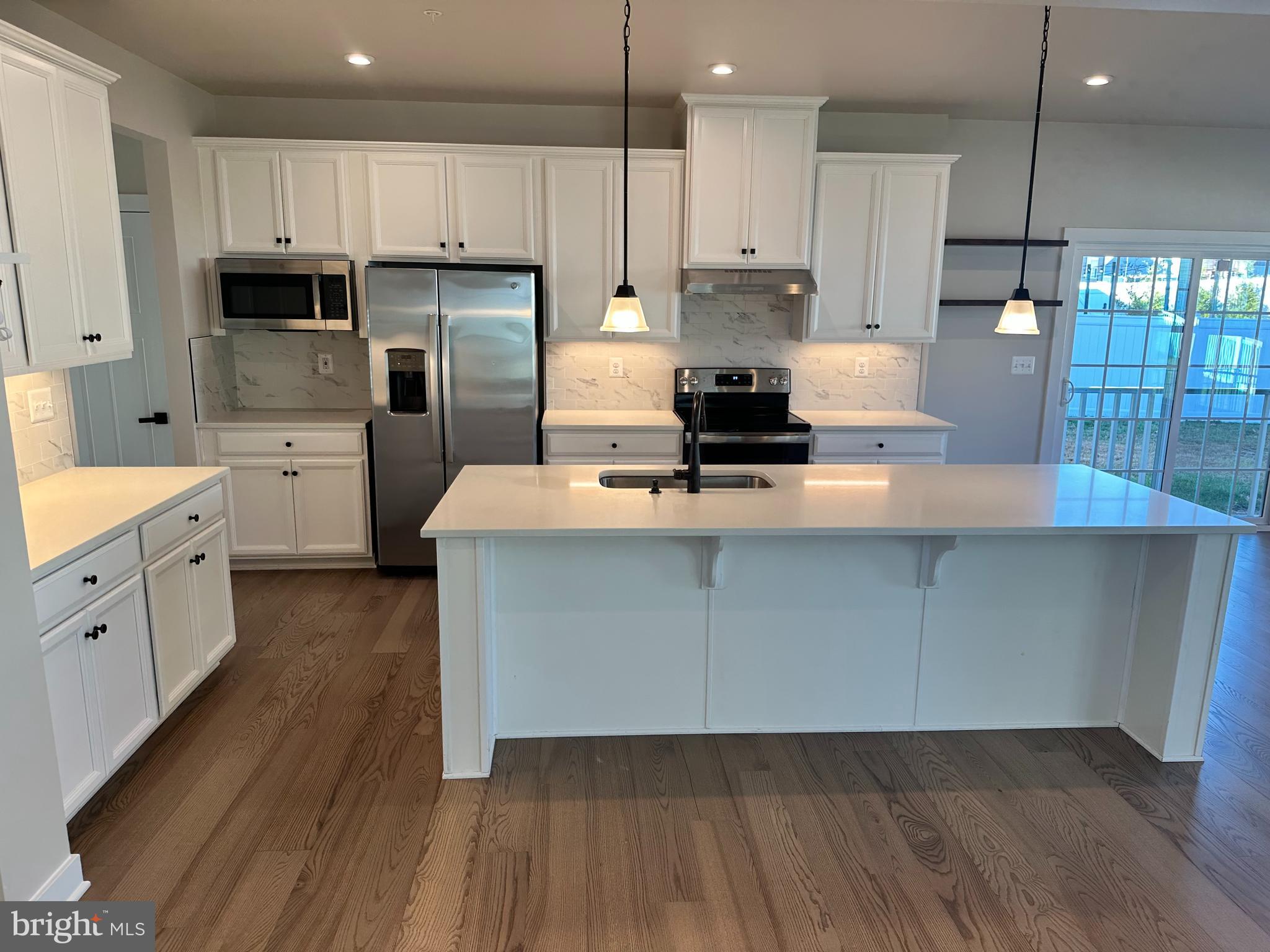 HERITAGE WOODS - Residential Lease