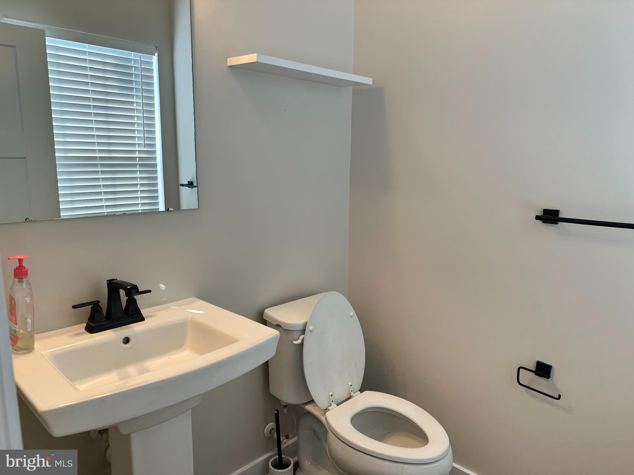 HERITAGE WOODS - Residential Lease