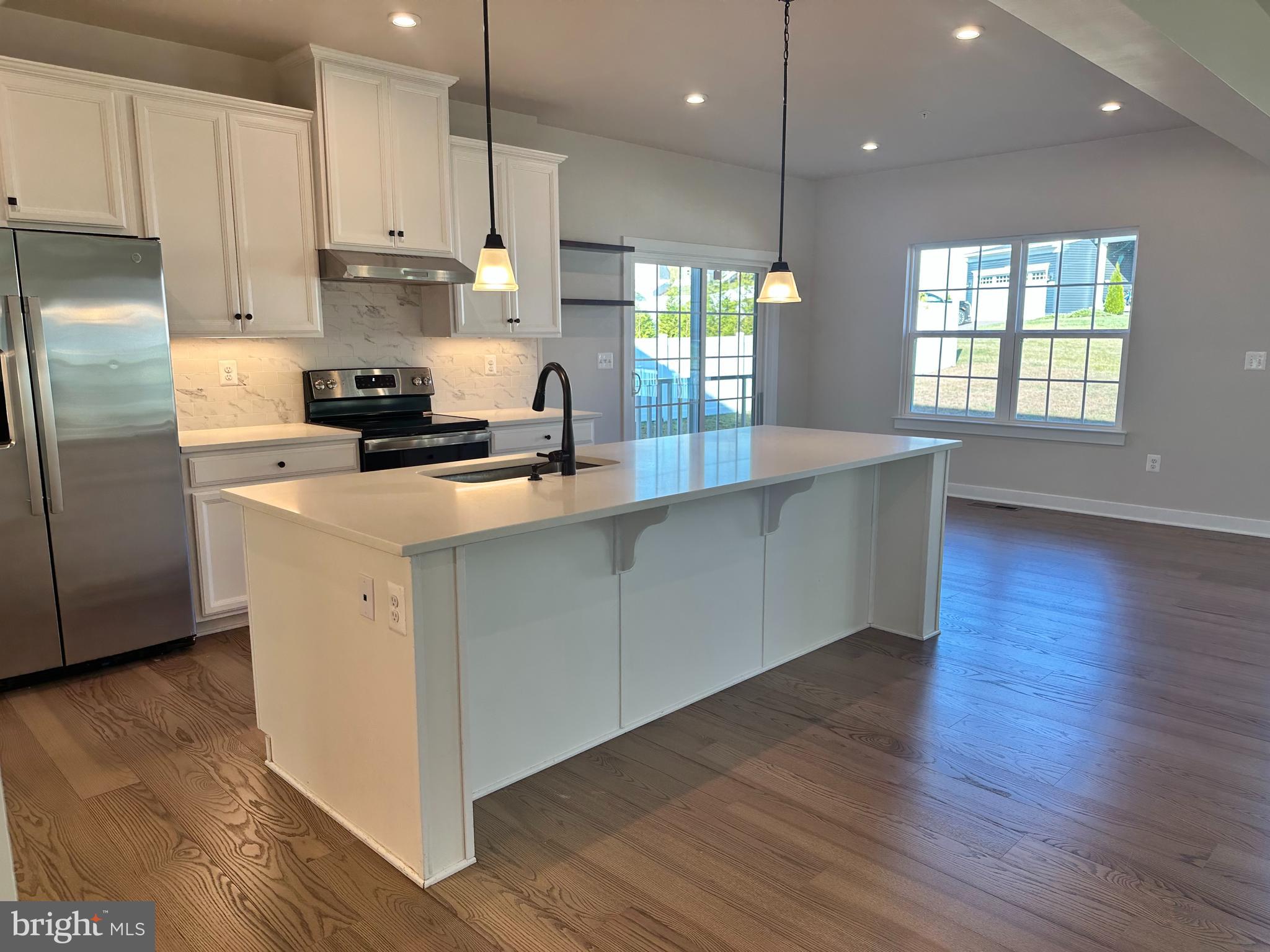 HERITAGE WOODS - Residential Lease