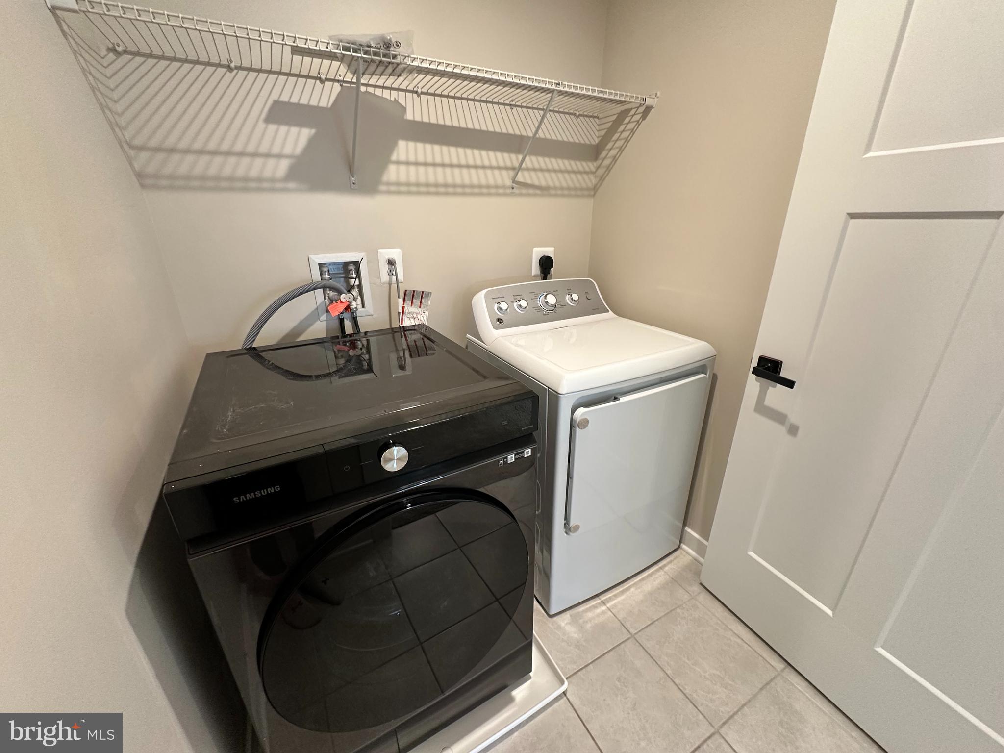 HERITAGE WOODS - Residential Lease