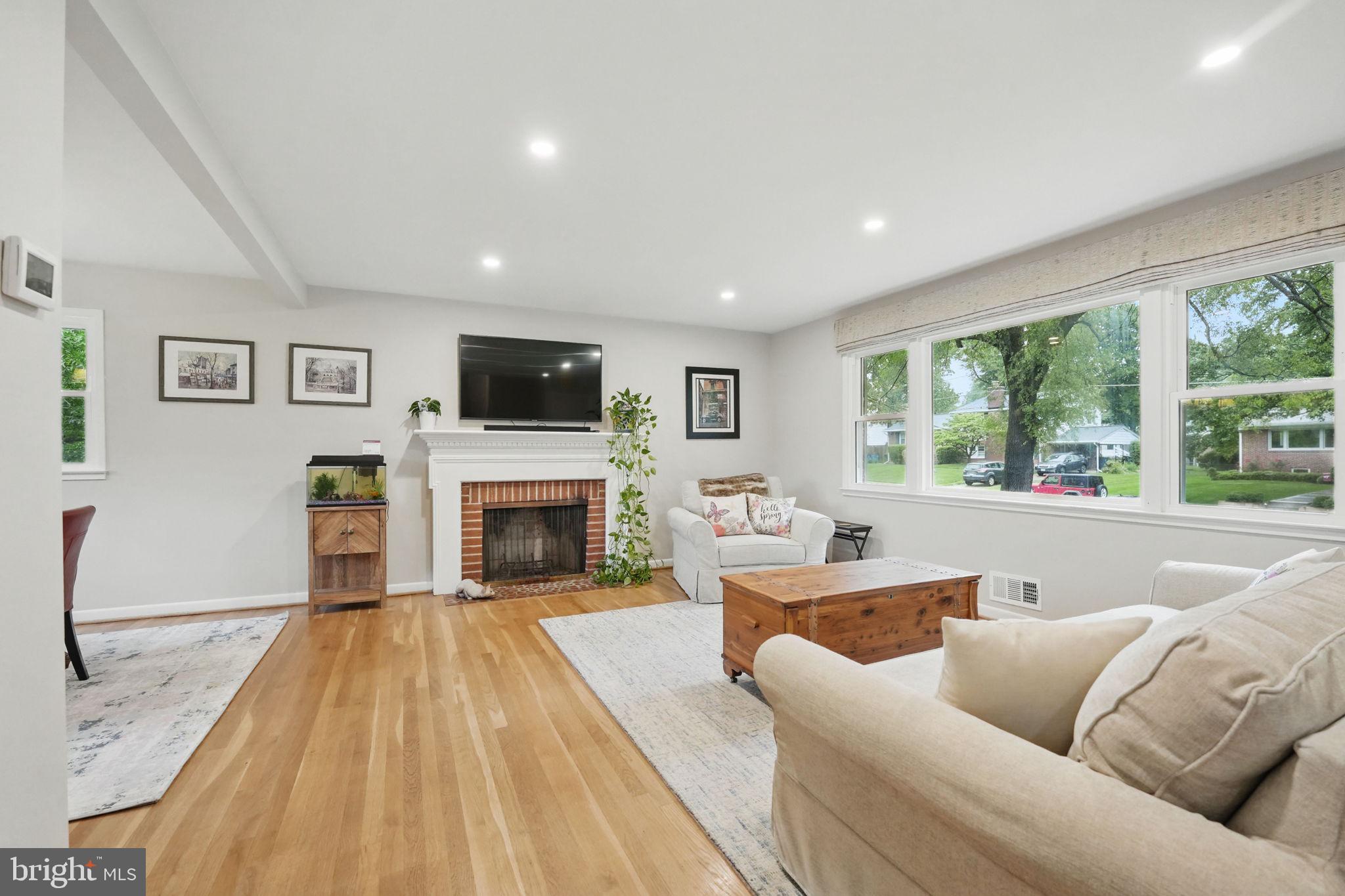 WEST LEWINSVILLE HEIGHTS - Residential Lease