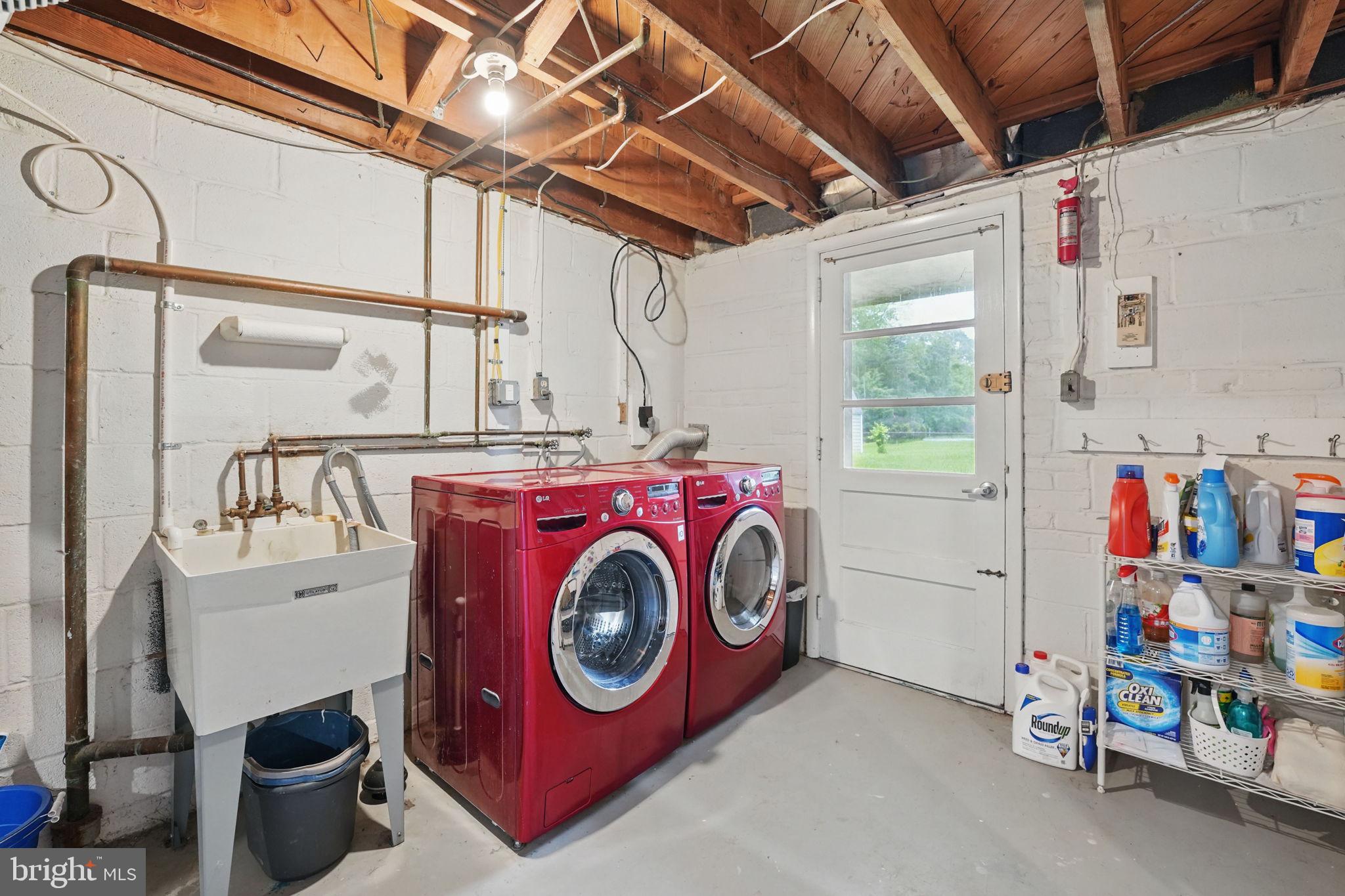 WEST LEWINSVILLE HEIGHTS - Residential Lease