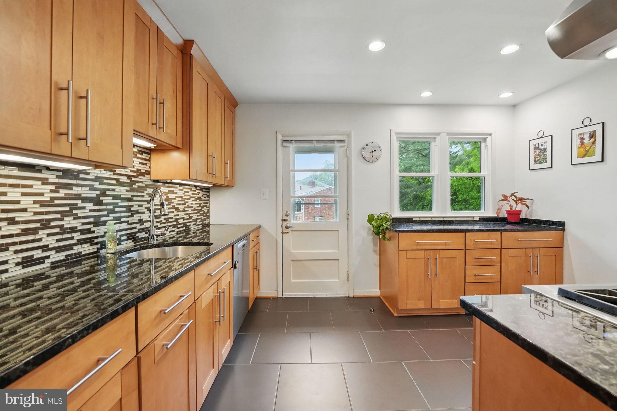 WEST LEWINSVILLE HEIGHTS - Residential Lease