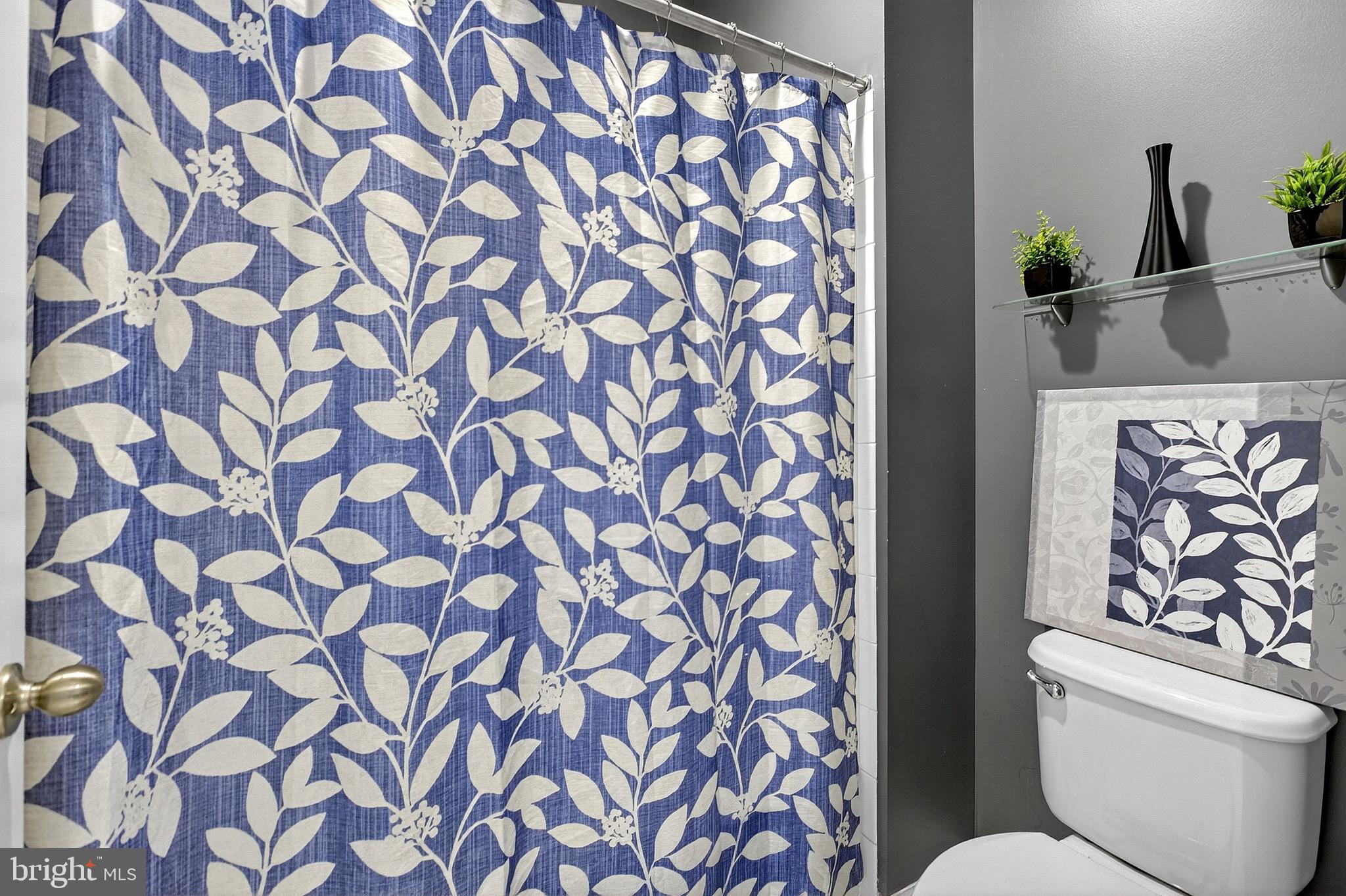 ASHBYS PLACE - Residential